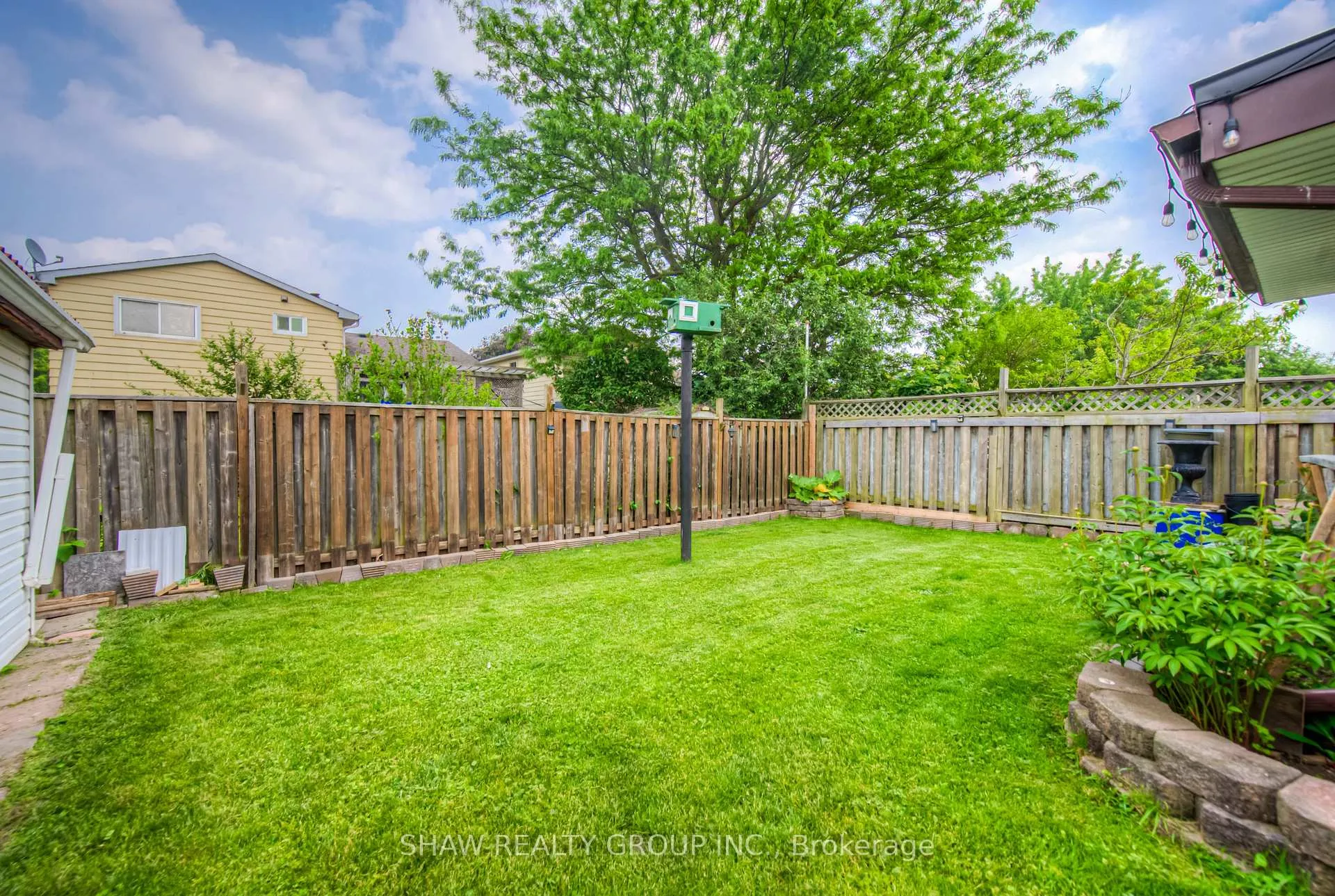 Photo 44 of 1745 Briarwood Drive, Cambridge — HOMEH