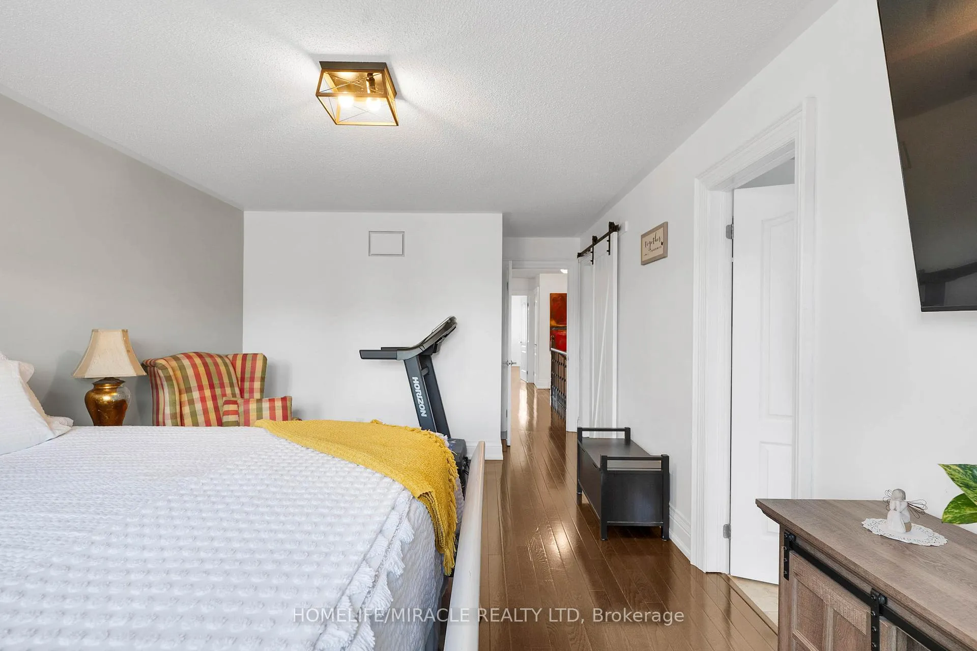 Photo 17 of 399 Lady Nadia Drive, Vaughan, Patterson — HOMEH