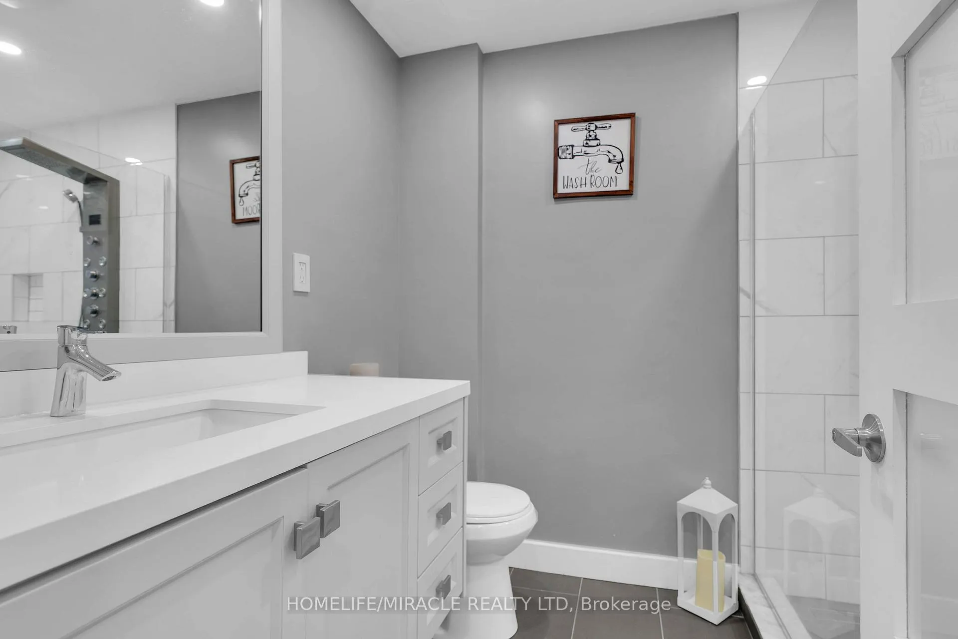 Photo 32 of 399 Lady Nadia Drive, Vaughan, Patterson — HOMEH
