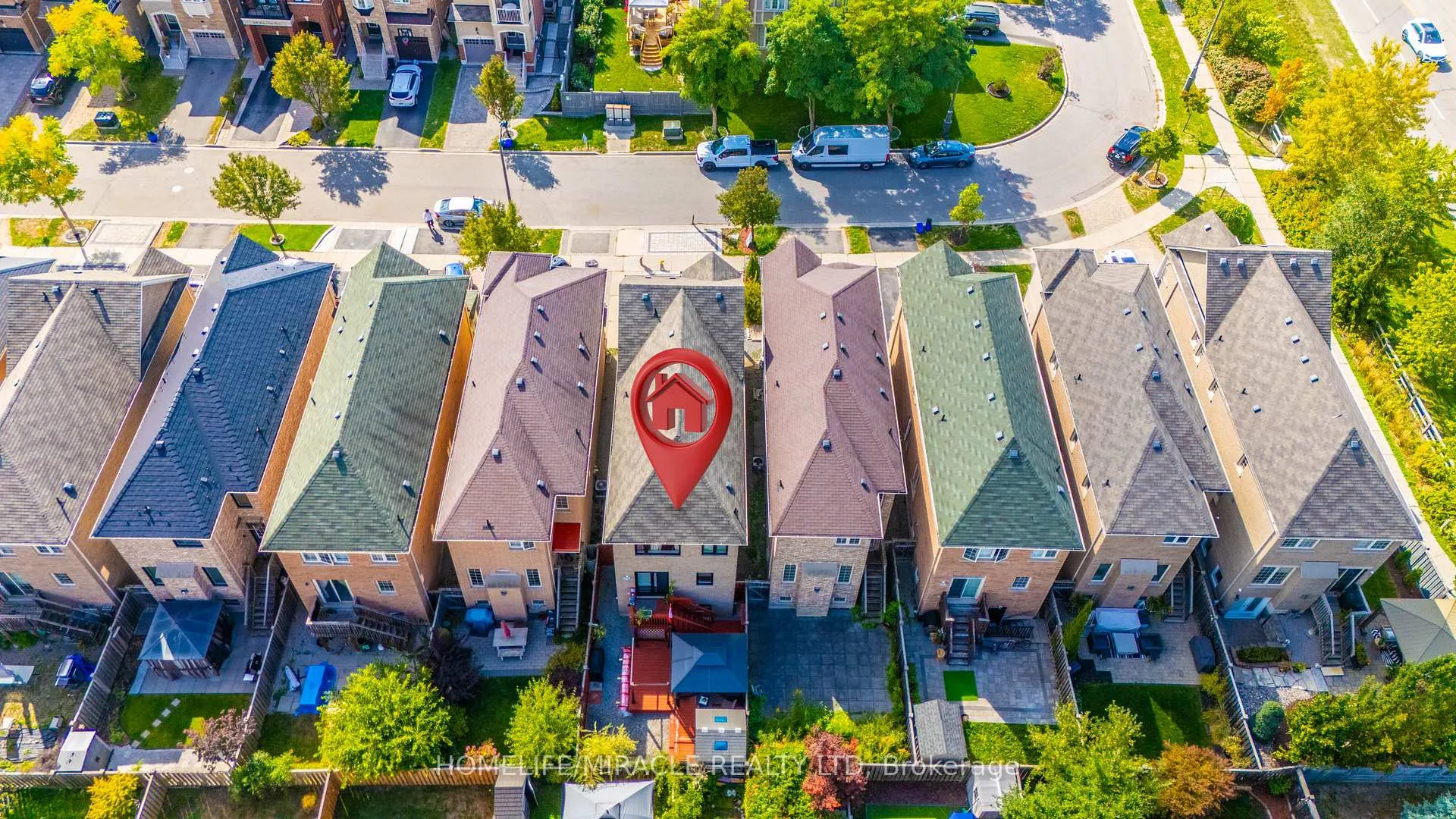 Photo 37 of 399 Lady Nadia Drive, Vaughan, Patterson — HOMEH