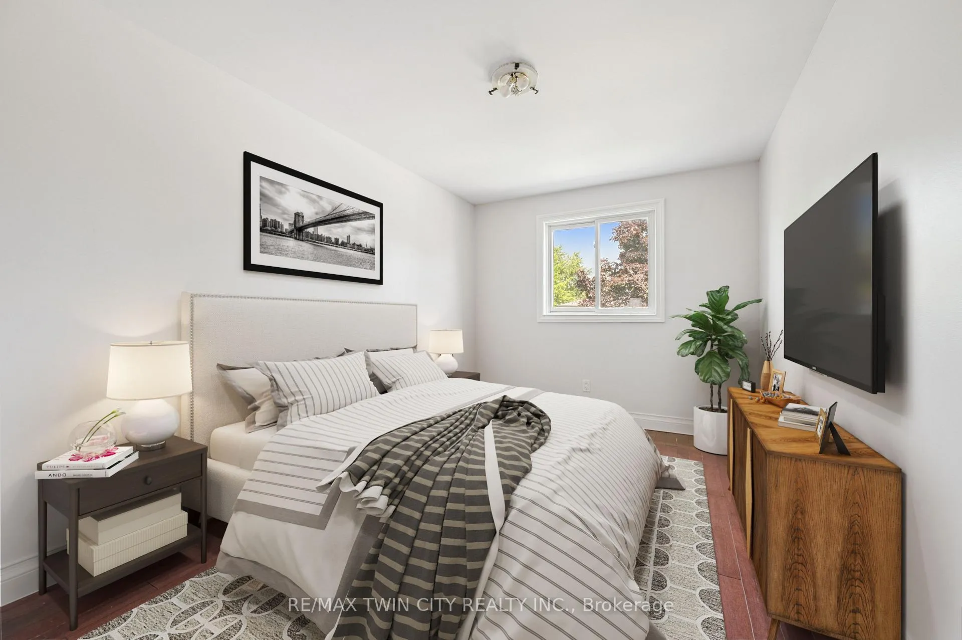 Photo 18 of 95 Covington Crescent, Kitchener — HOMEH