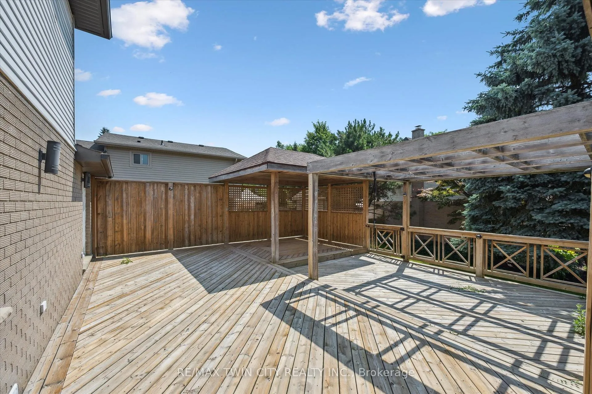 Photo 22 of 95 Covington Crescent, Kitchener — HOMEH
