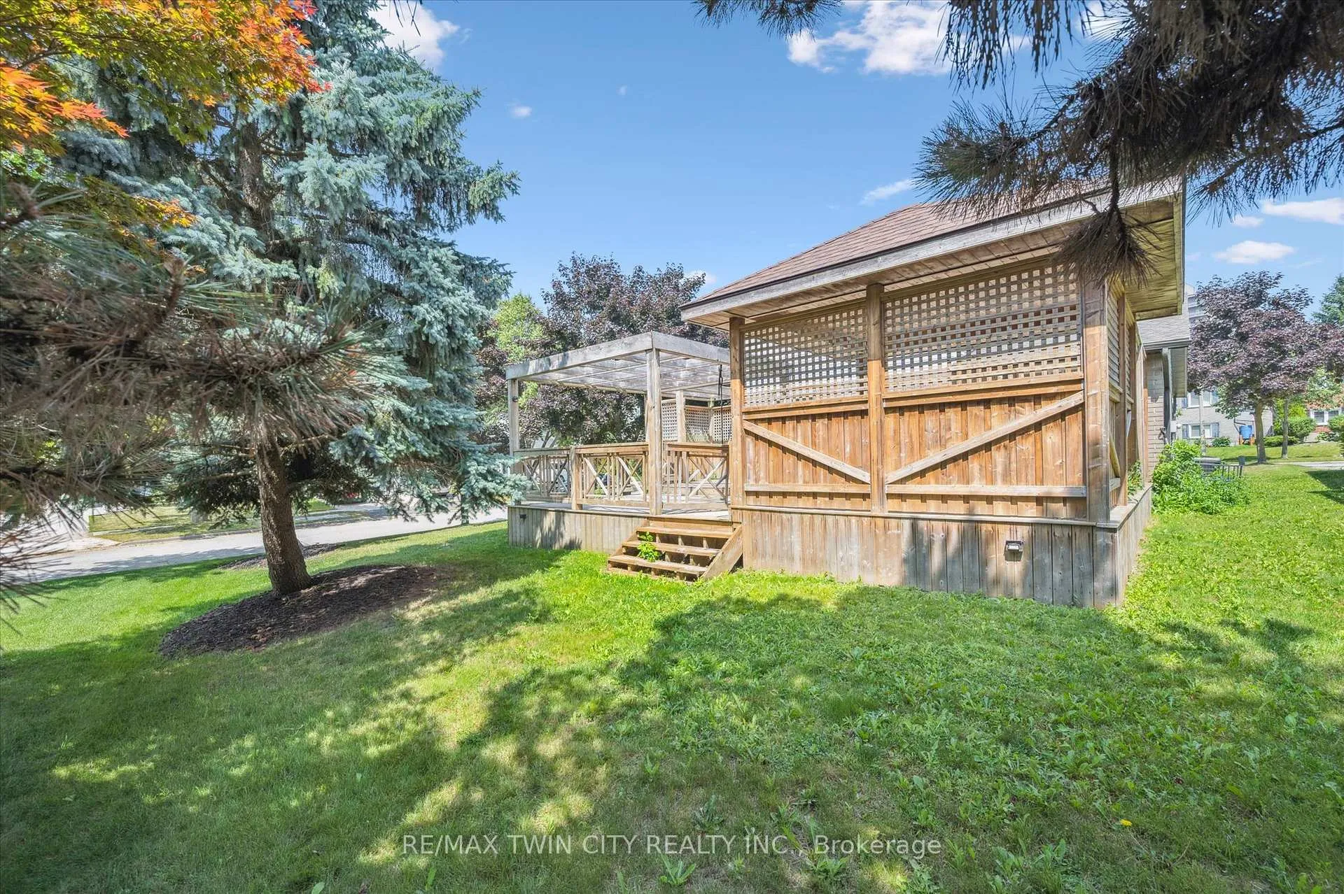 Photo 24 of 95 Covington Crescent, Kitchener — HOMEH