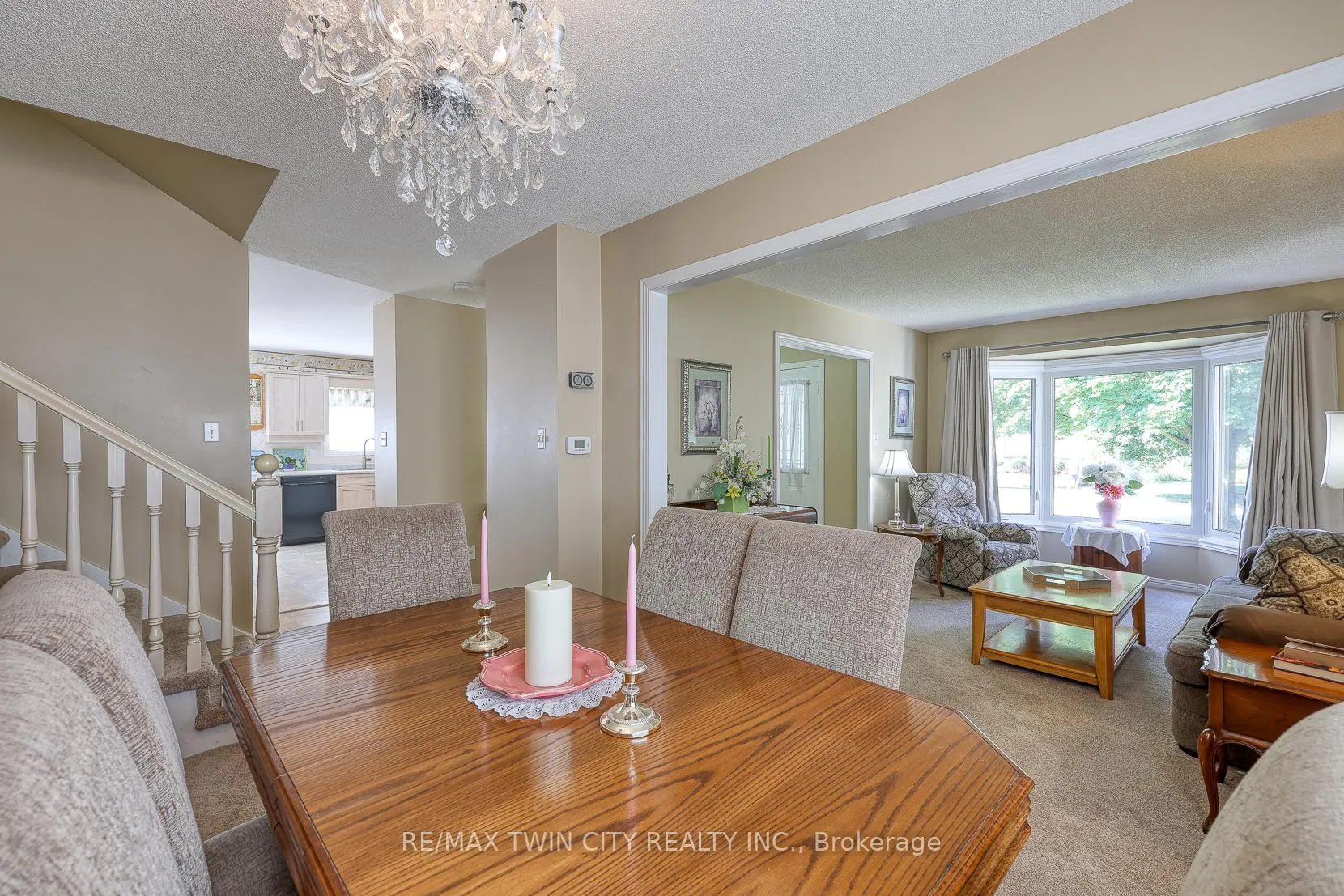 Photo 10 of 185 Dartmoor Crescent, Waterloo — HOMEH