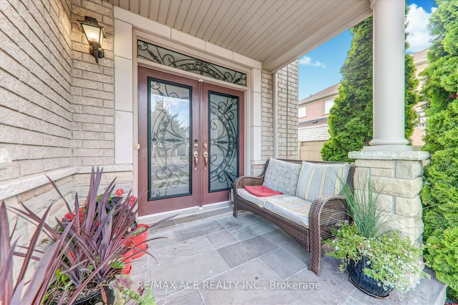 Photo 5 of 138 Riverwalk Drive, Markham, Box Grove — HOMEH