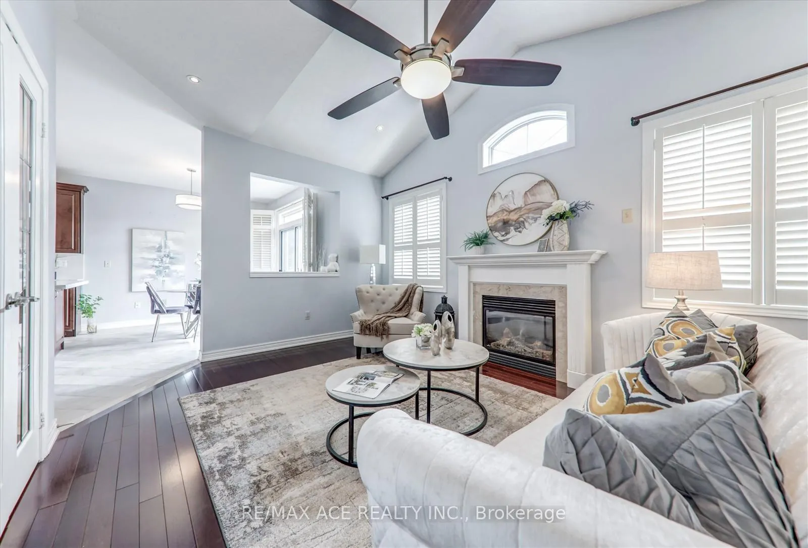 Photo 14 of 138 Riverwalk Drive, Markham, Box Grove — HOMEH