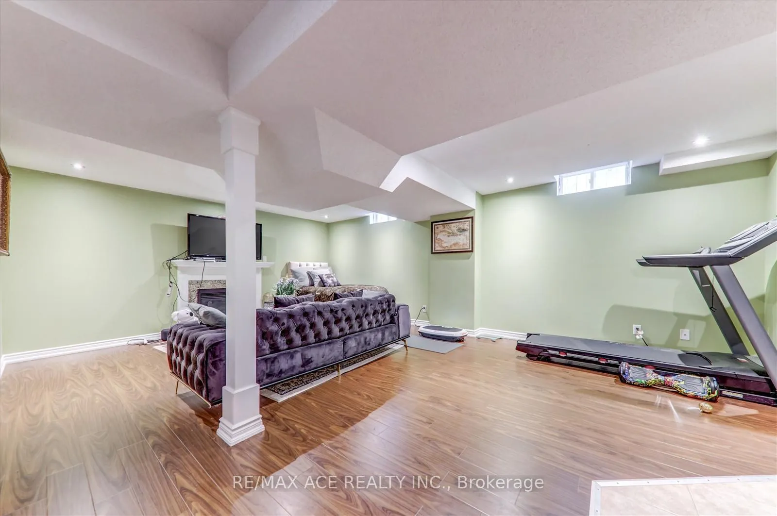 Photo 33 of 138 Riverwalk Drive, Markham, Box Grove — HOMEH