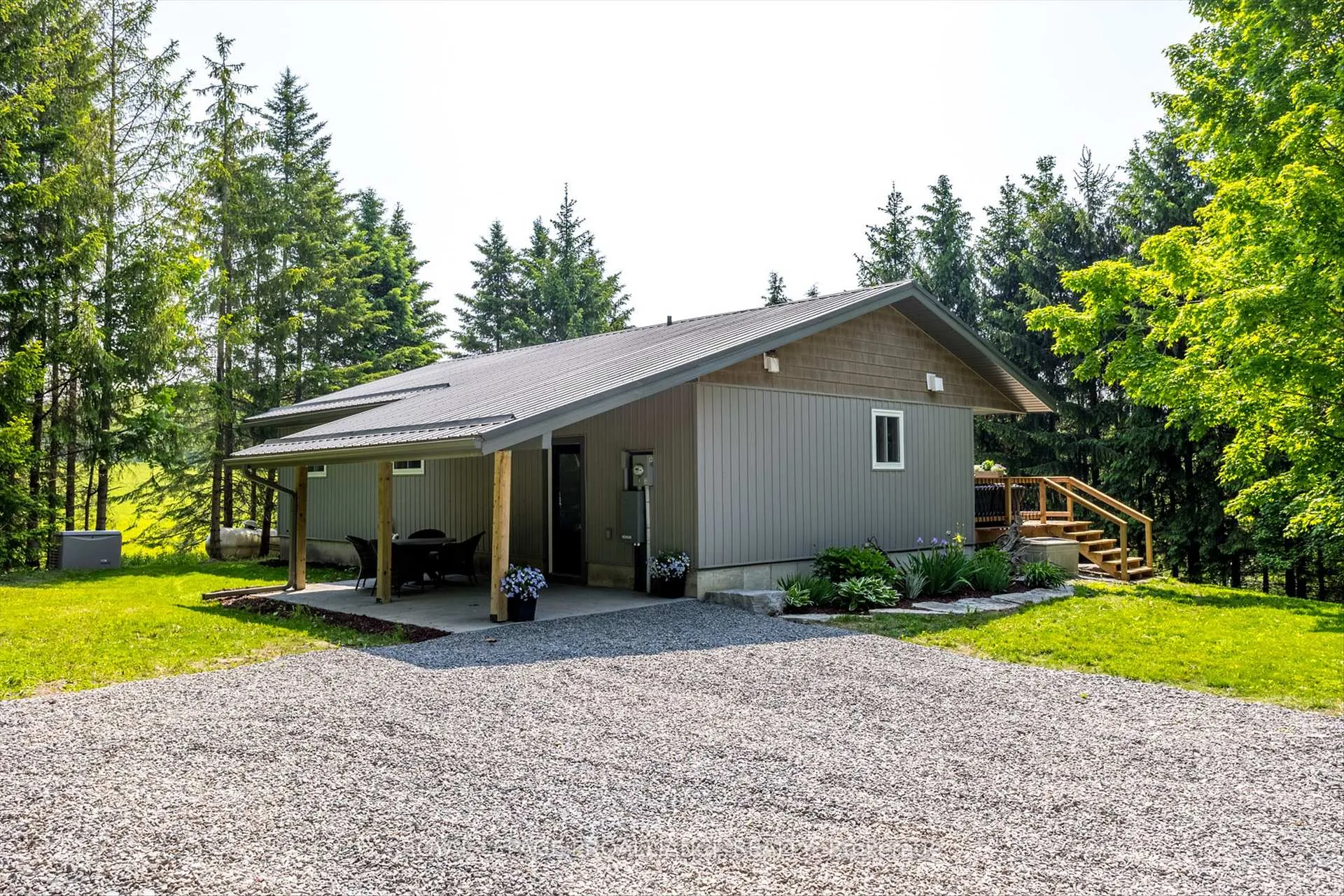 Photo 3 of 4045 Bowman Road, Hamilton Township, Rural Hamilton — HOMEH