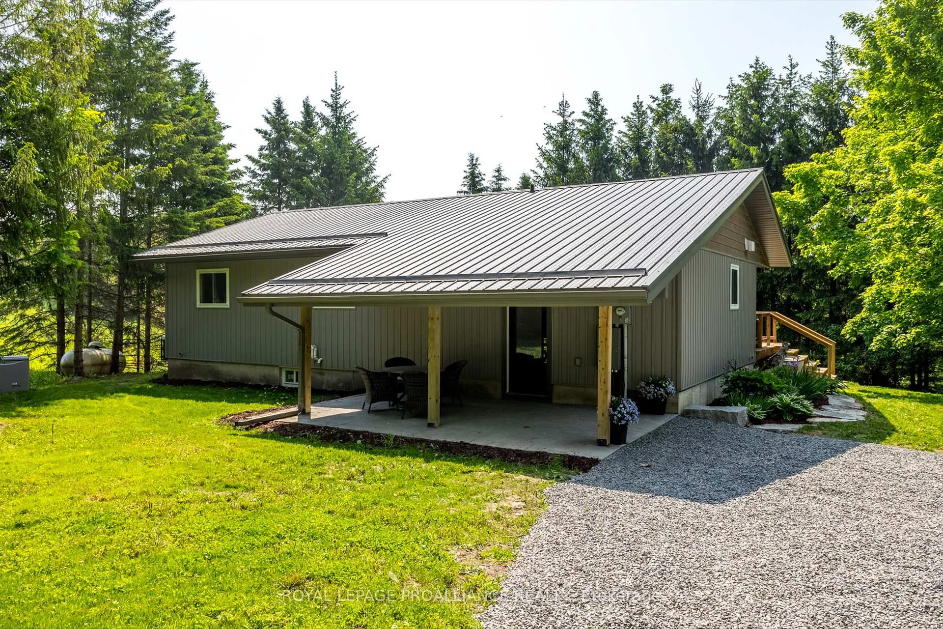 Photo 4 of 4045 Bowman Road, Hamilton Township, Rural Hamilton — HOMEH
