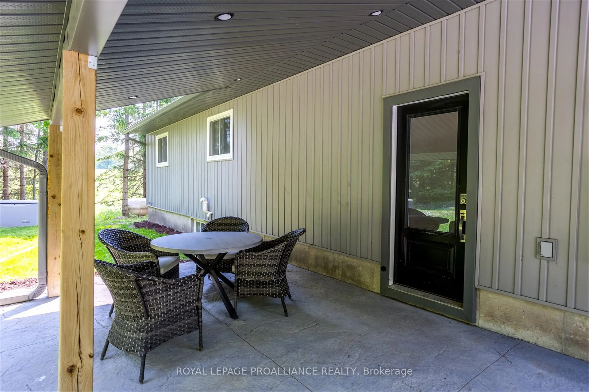 Photo 6 of 4045 Bowman Road, Hamilton Township, Rural Hamilton — HOMEH