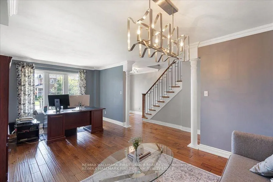 Photo 7 of 536 Woodmount Crescent, Oshawa, Samac — HOMEH