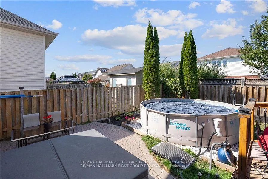 Photo 48 of 536 Woodmount Crescent, Oshawa, Samac — HOMEH