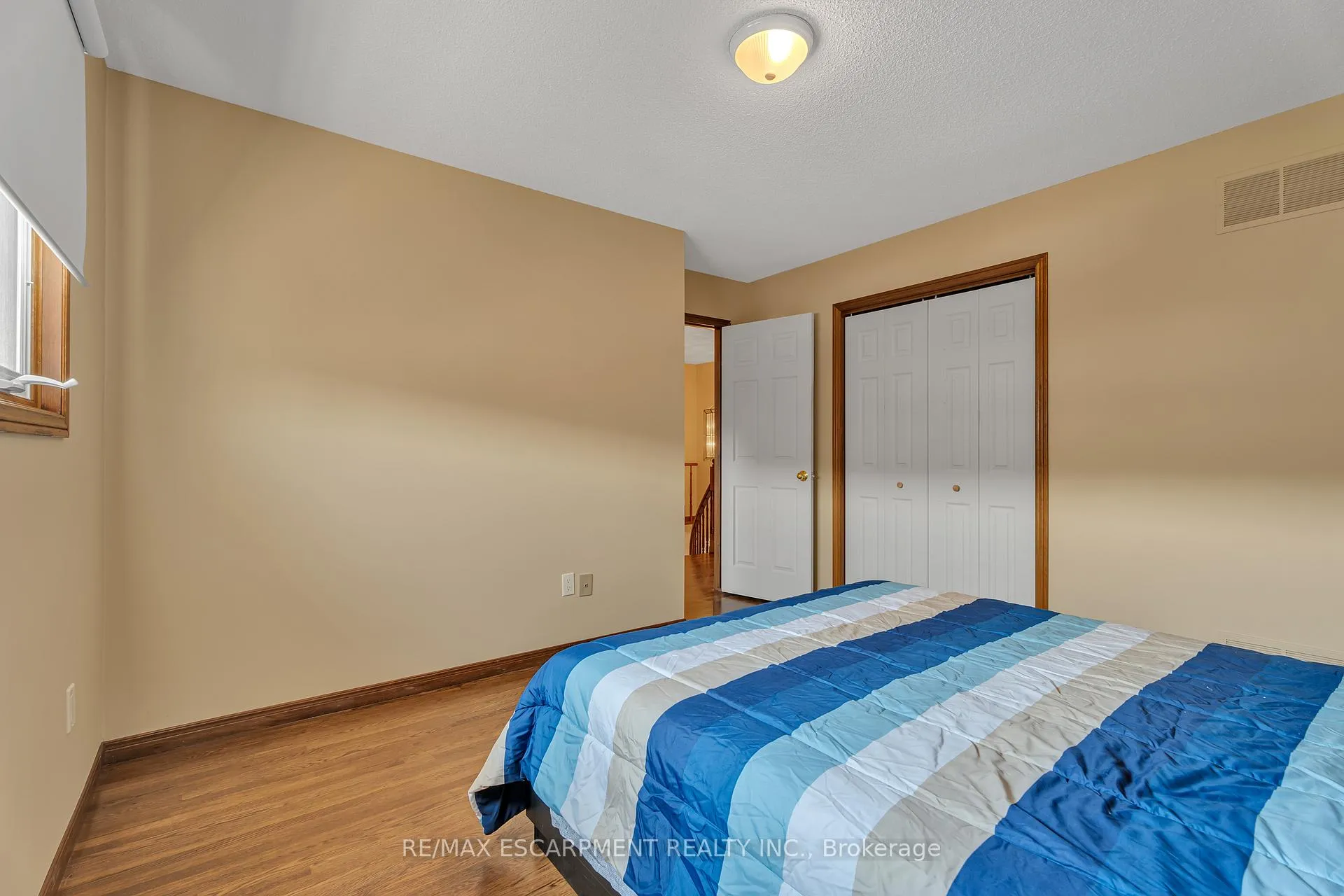 Photo 25 of 2 Vinehill Drive, Hamilton, Stoney Creek — HOMEH
