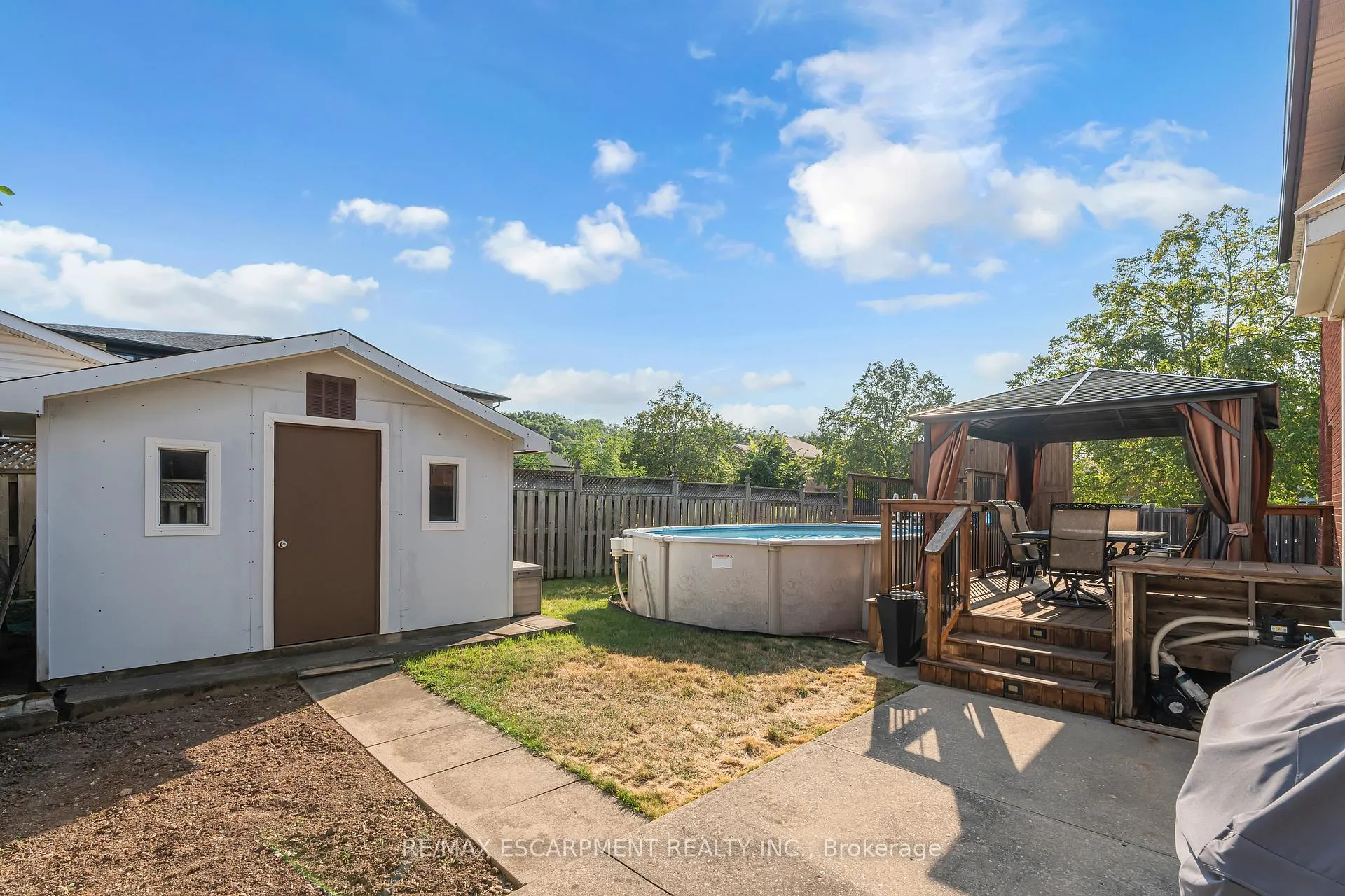 Photo 43 of 2 Vinehill Drive, Hamilton, Stoney Creek — HOMEH