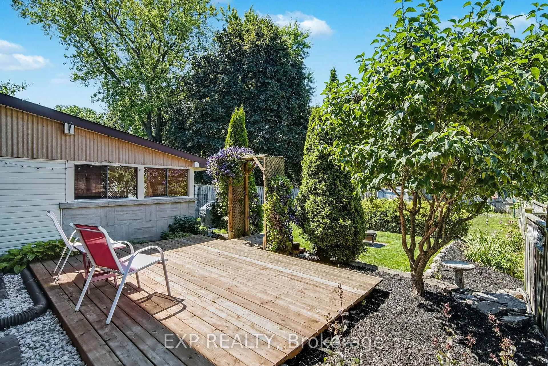 Photo 28 of 29 Devitt Avenue N, Waterloo — HOMEH