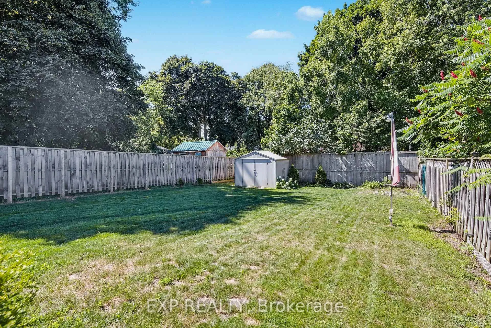 Photo 32 of 29 Devitt Avenue N, Waterloo — HOMEH