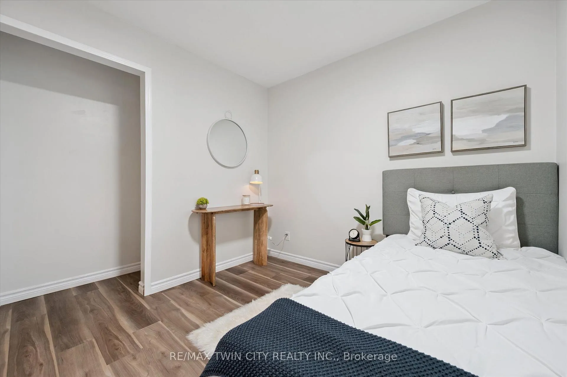 Photo 16 of 191 Silver Aspen Crescent, Kitchener — HOMEH
