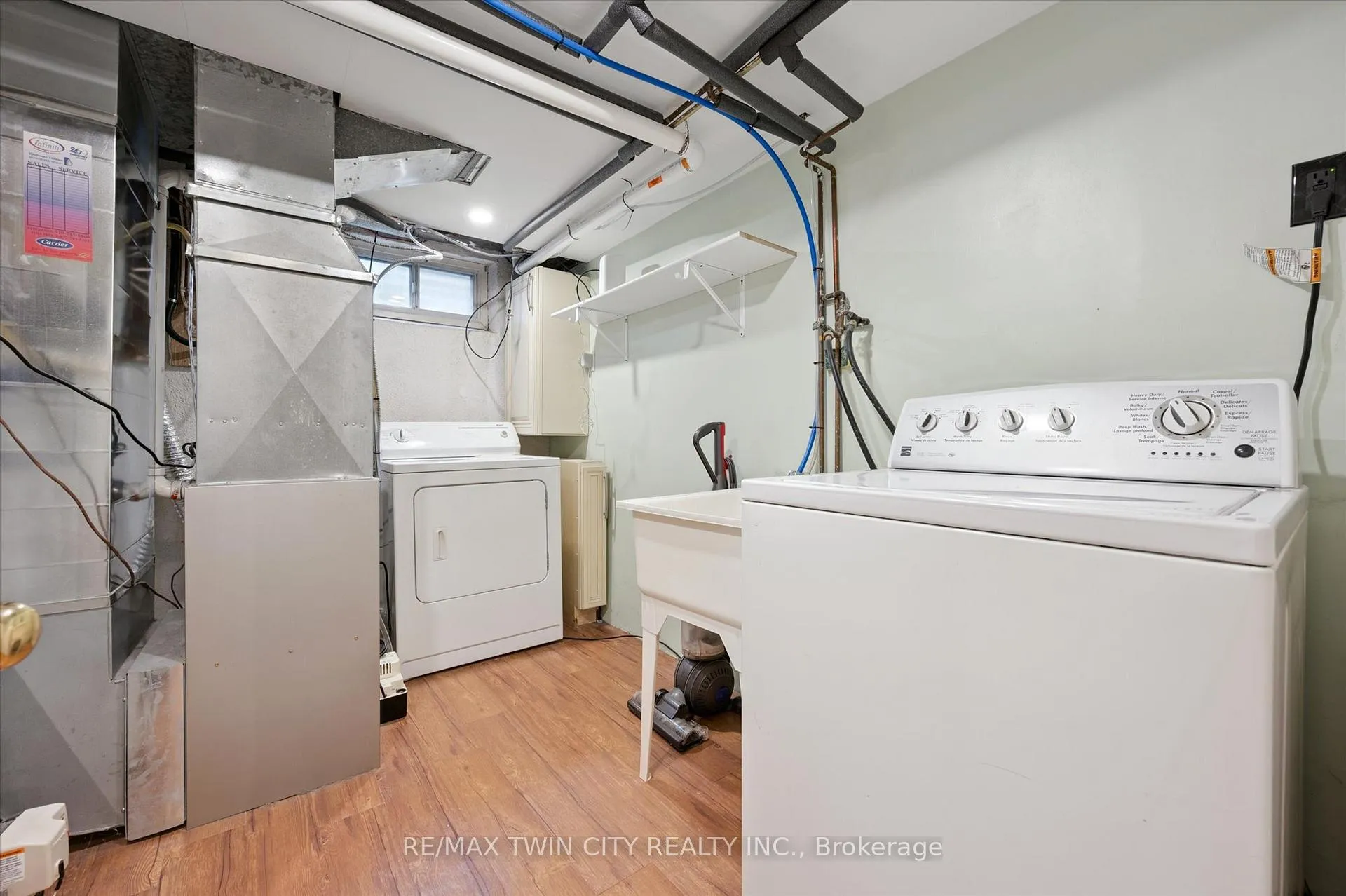 Photo 23 of 191 Silver Aspen Crescent, Kitchener — HOMEH