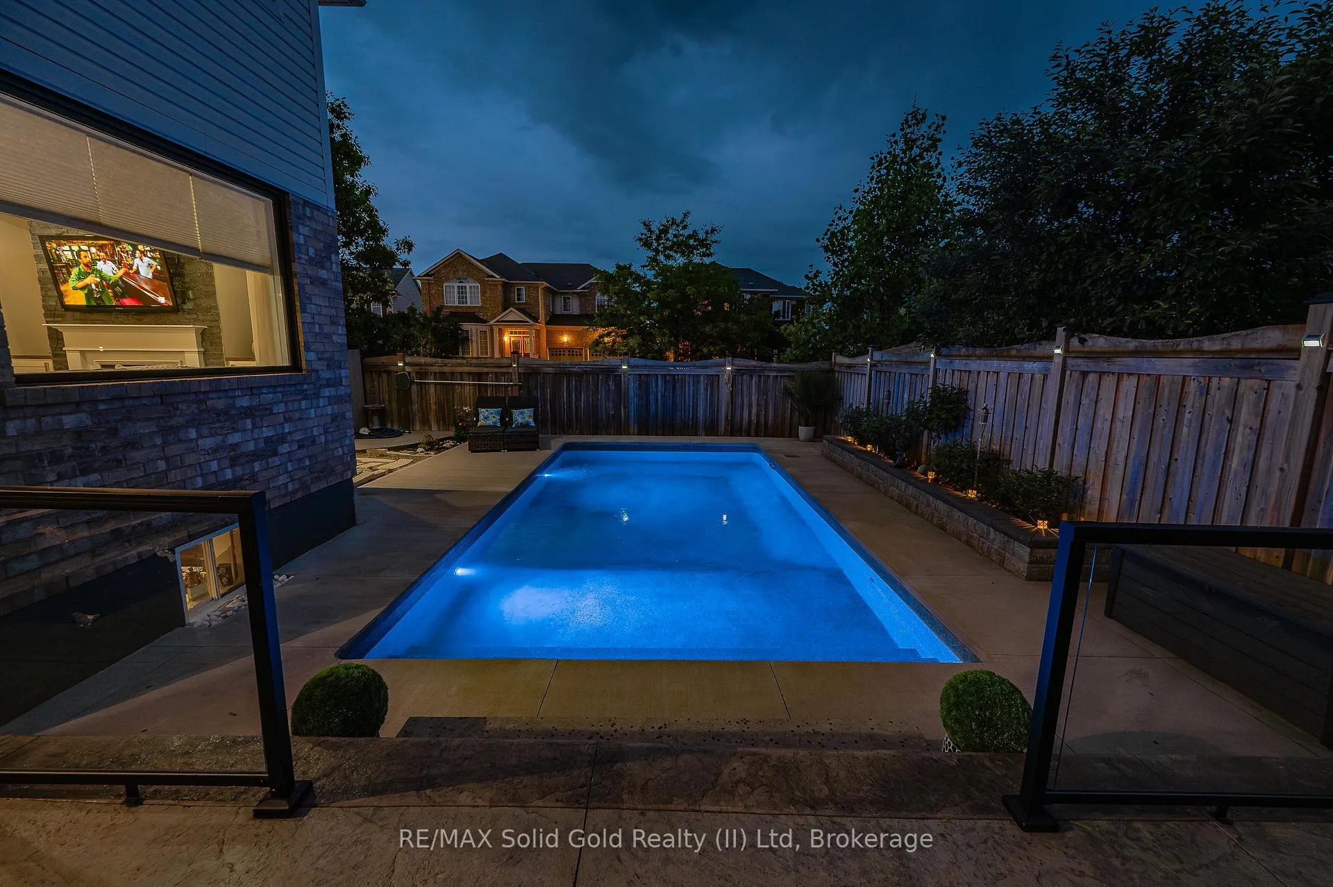 Photo 38 of 76 Porter Crescent, Cambridge — HOMEH