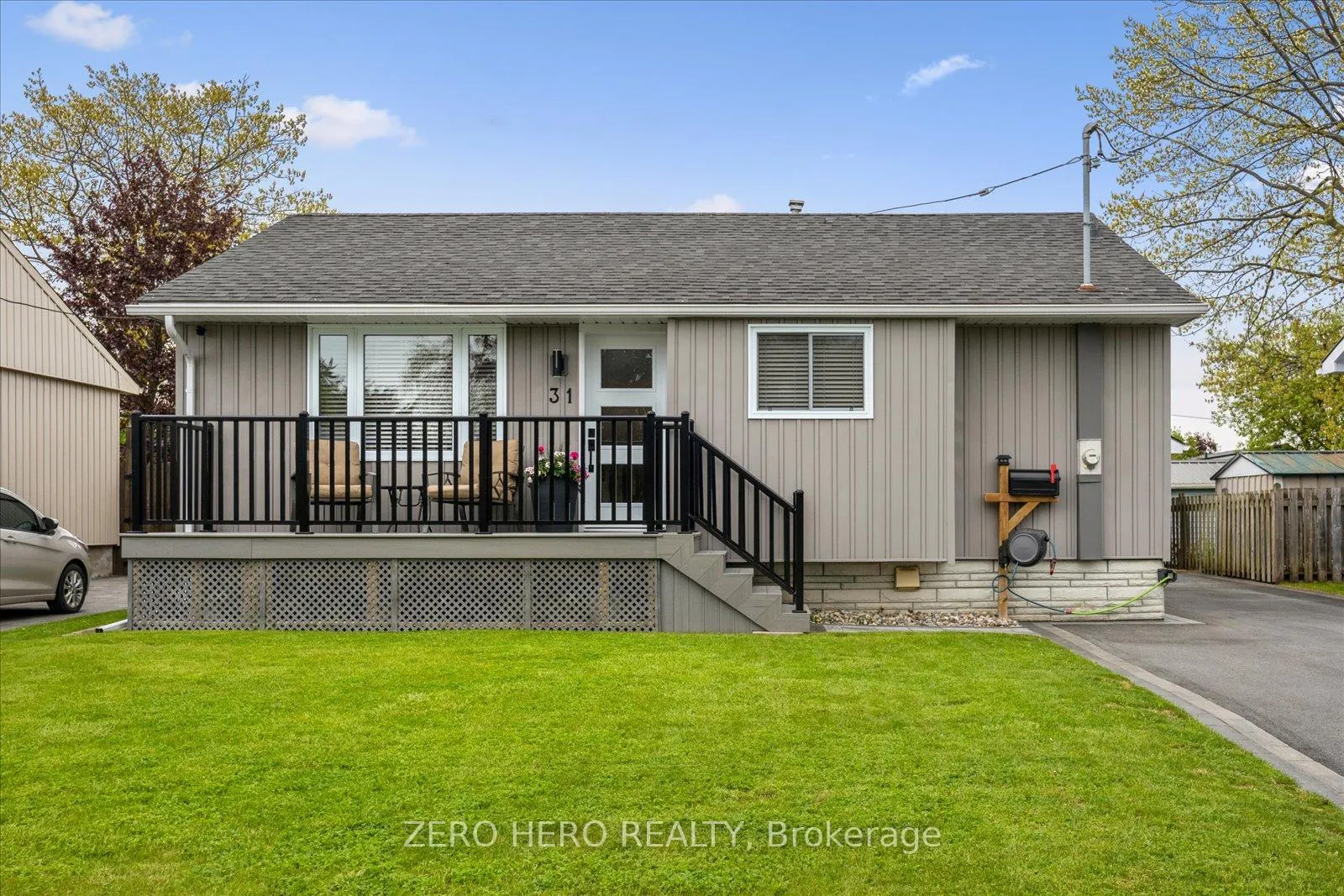 Front of 31 Elizabeth Avenue