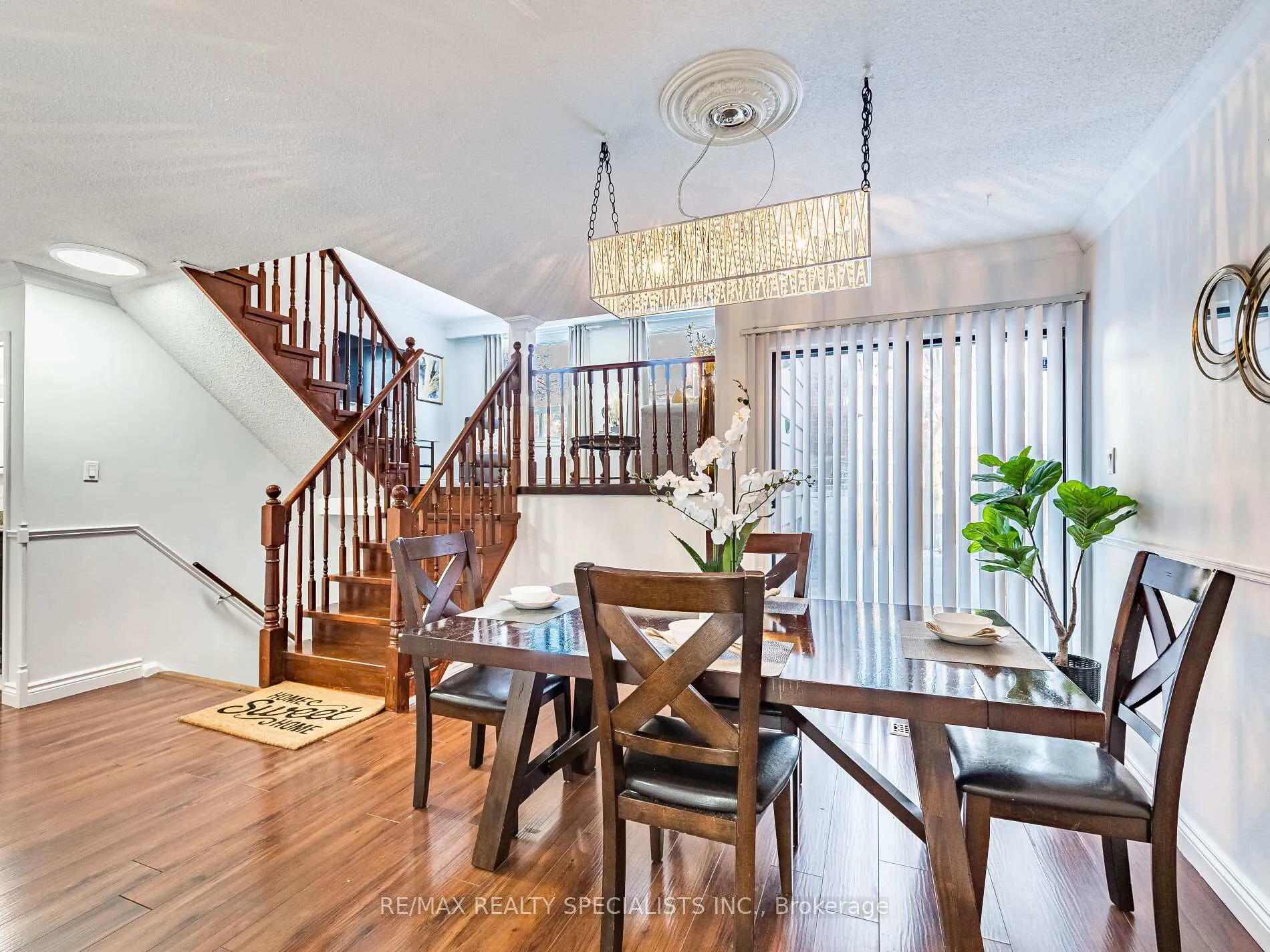 Photo 13 of 21 Foxacre Row, Brampton, Madoc — HOMEH