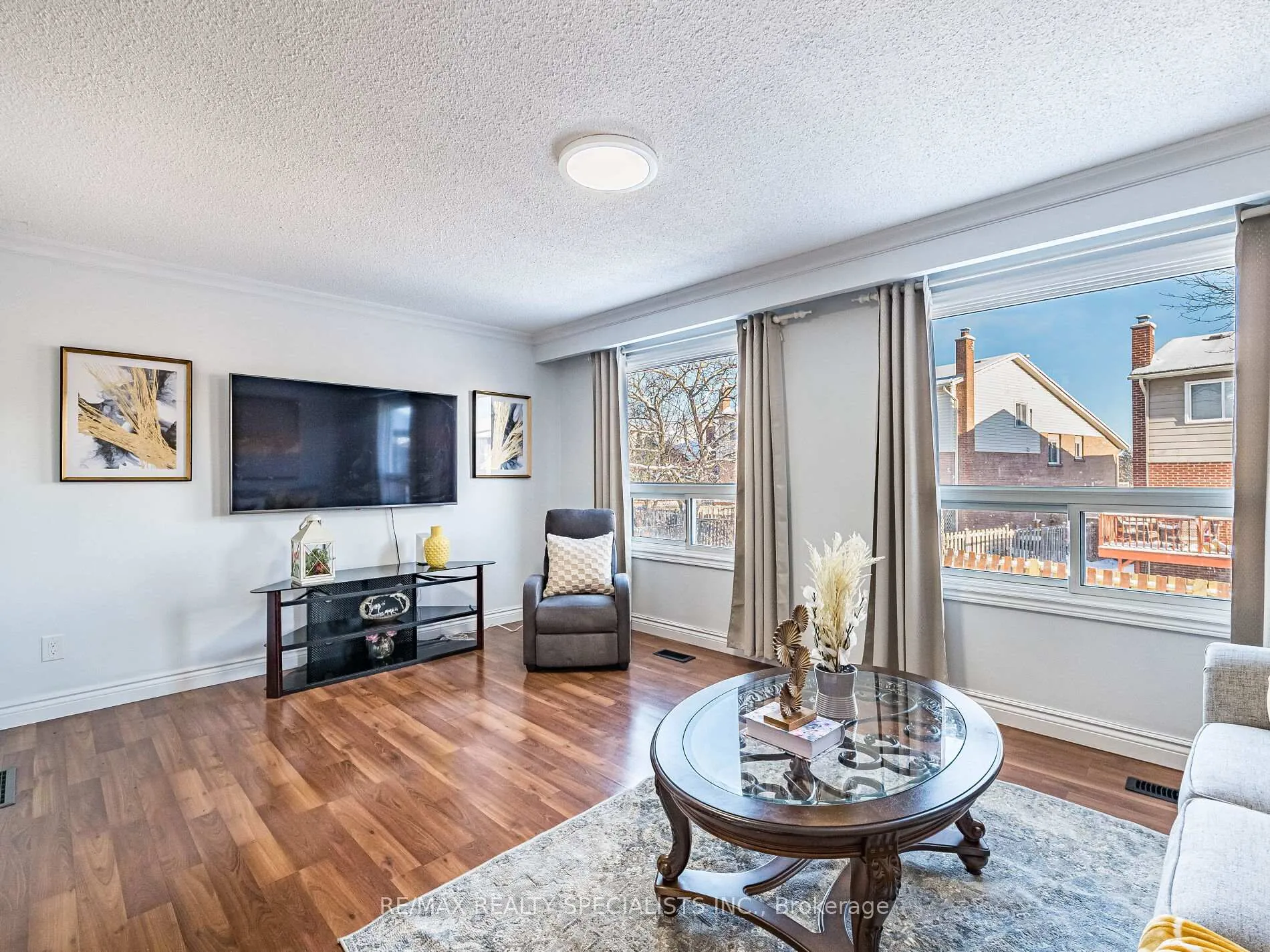 Photo 19 of 21 Foxacre Row, Brampton, Madoc — HOMEH