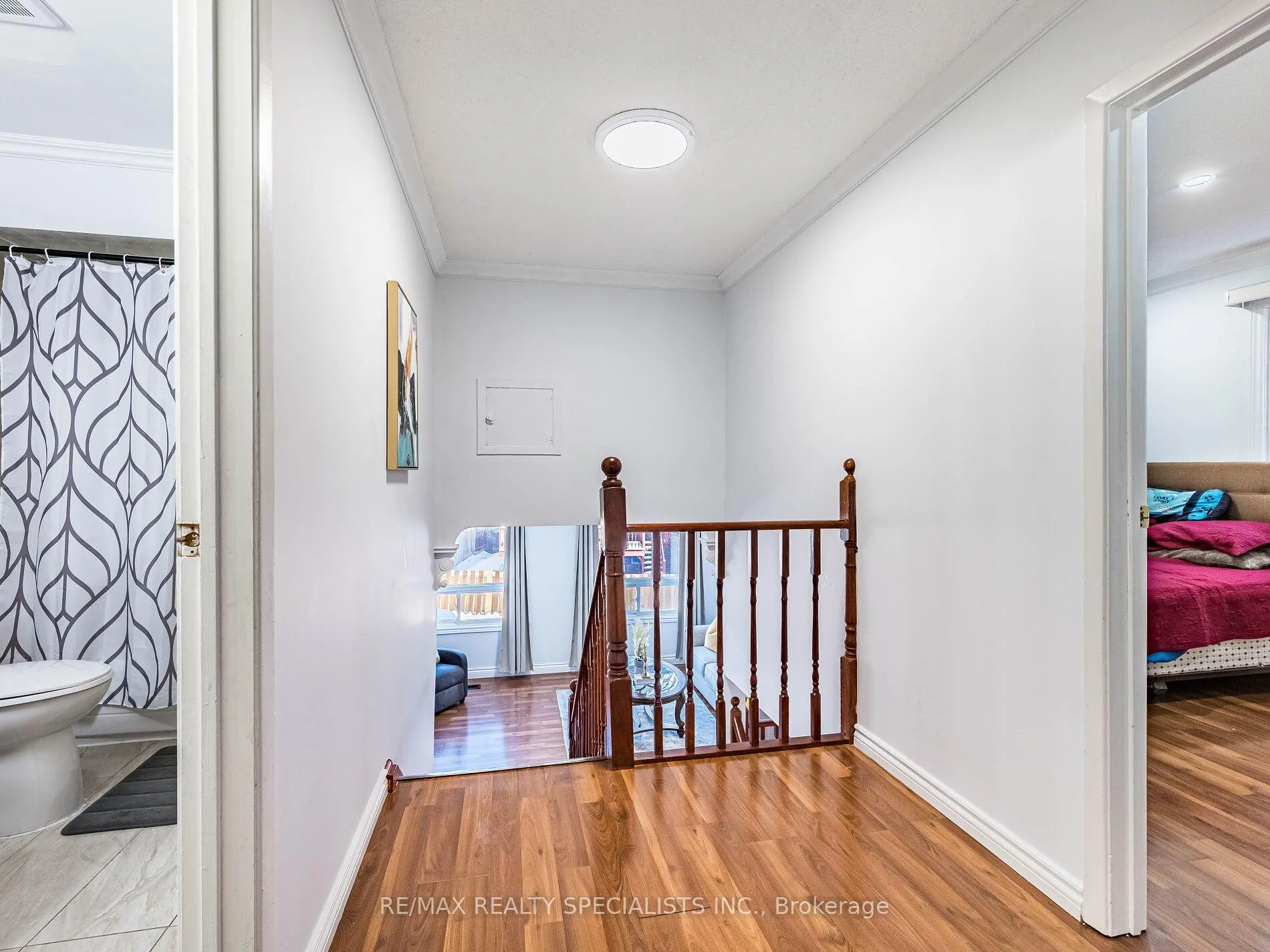 Photo 24 of 21 Foxacre Row, Brampton, Madoc — HOMEH