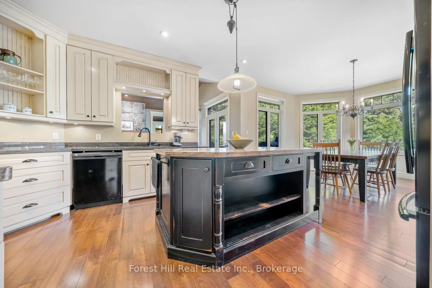 Photo 16 of 37 Parkway Avenue, McDougall — HOMEH