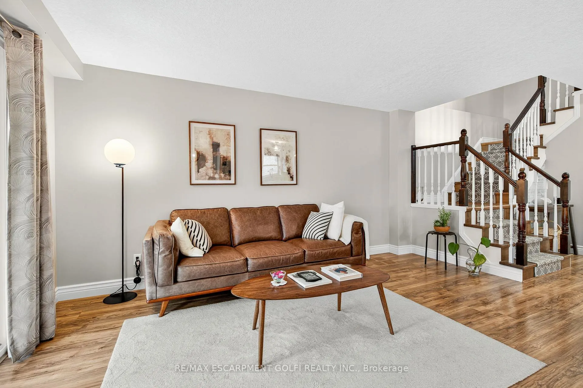 Photo 5 of 113 Pine Martin Crescent, Kitchener — HOMEH