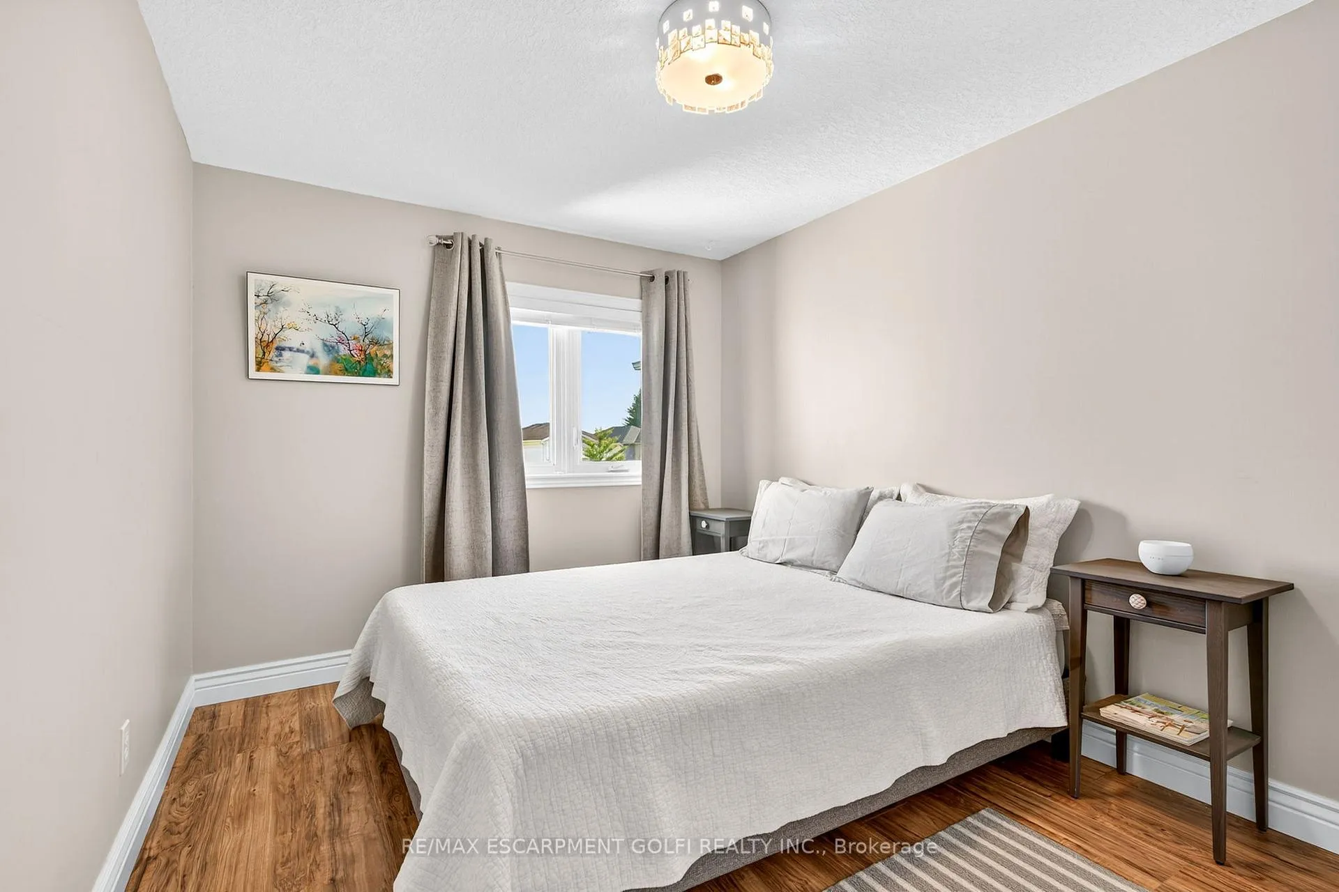Photo 12 of 113 Pine Martin Crescent, Kitchener — HOMEH