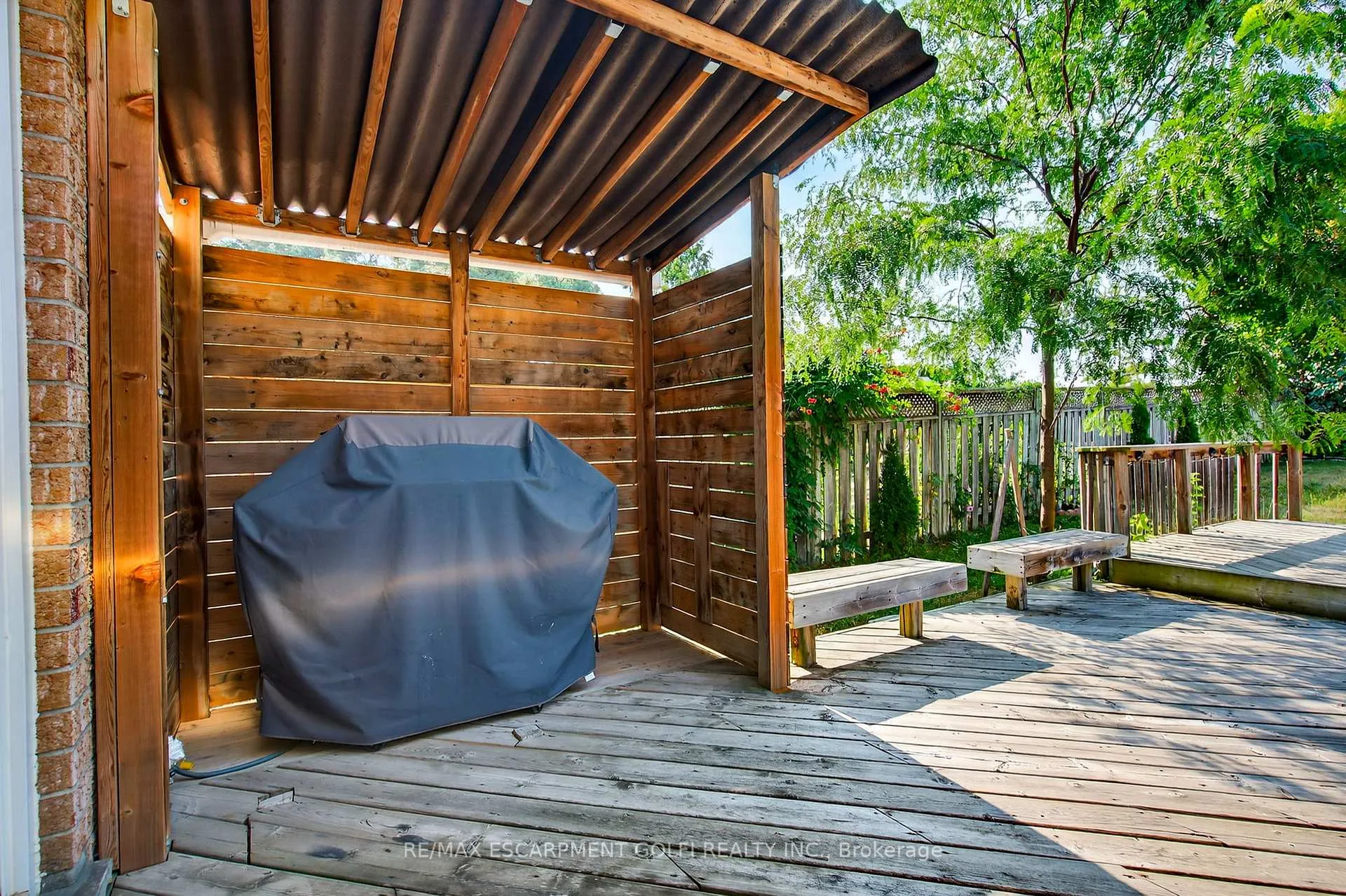 Photo 18 of 113 Pine Martin Crescent, Kitchener — HOMEH