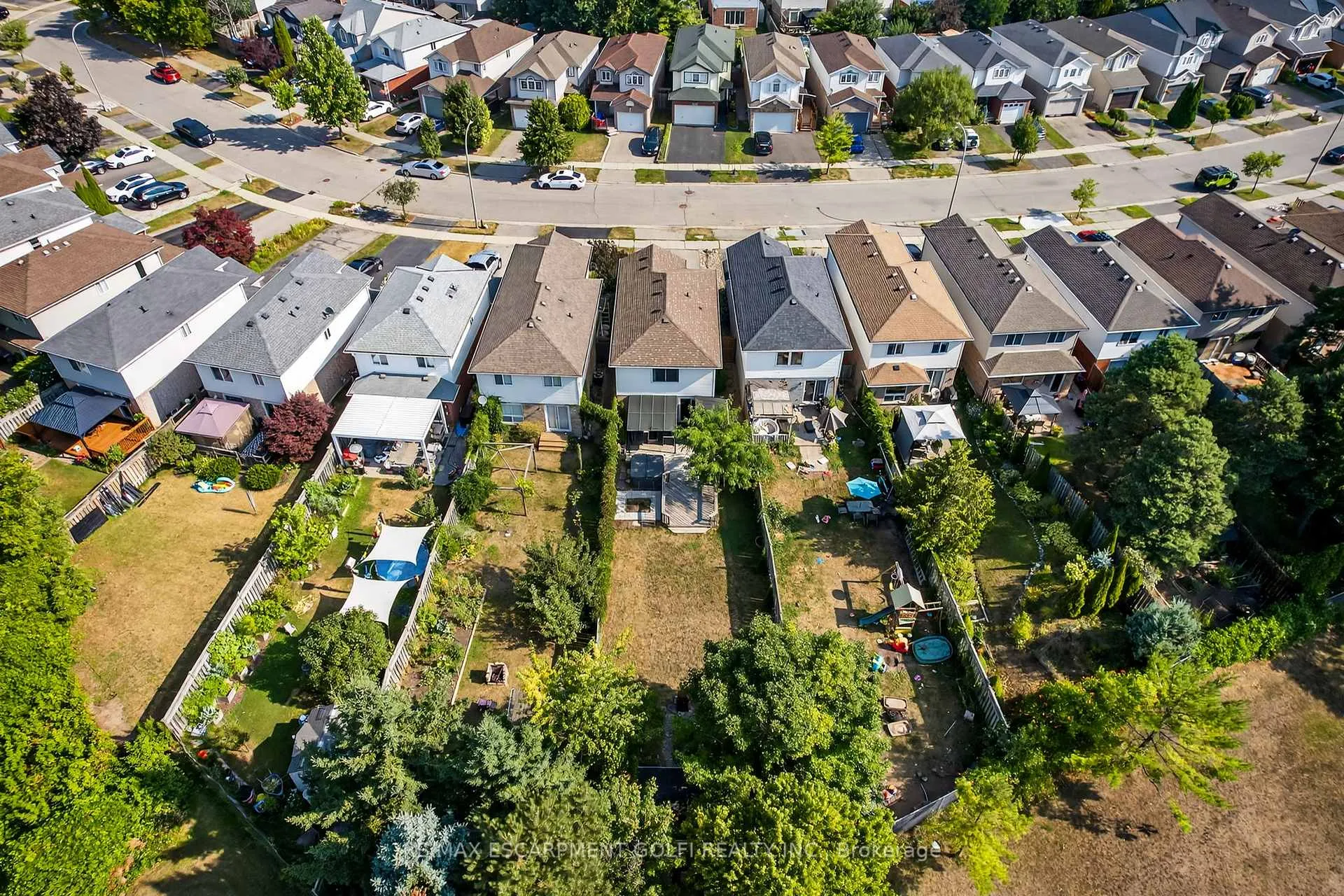 Photo 23 of 113 Pine Martin Crescent, Kitchener — HOMEH