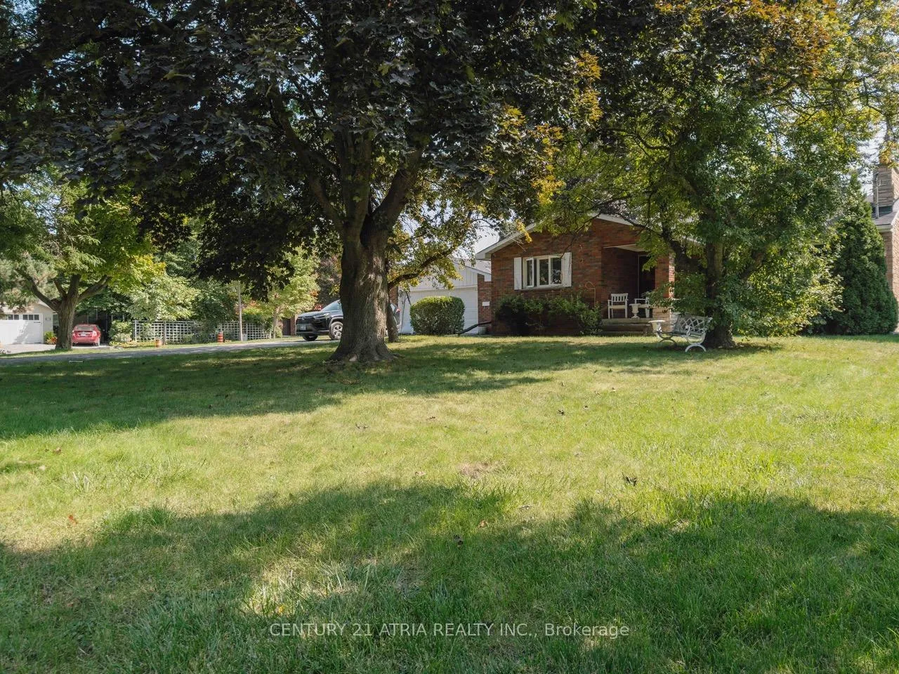 Photo 3 of 203 Church Street, Markham, Markham Village — HOMEH