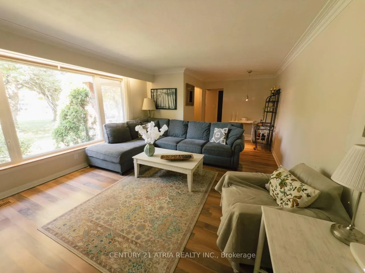 Photo 5 of 203 Church Street, Markham, Markham Village — HOMEH
