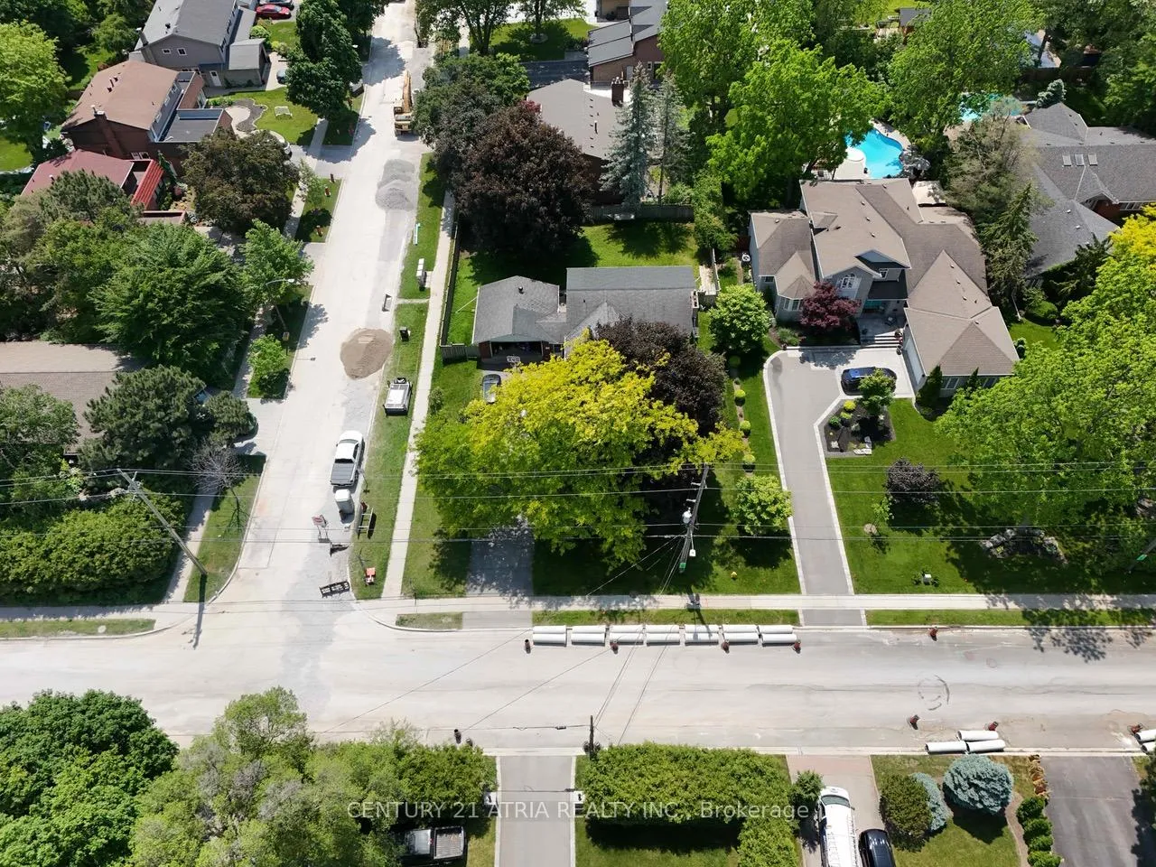 Photo 15 of 203 Church Street, Markham, Markham Village — HOMEH