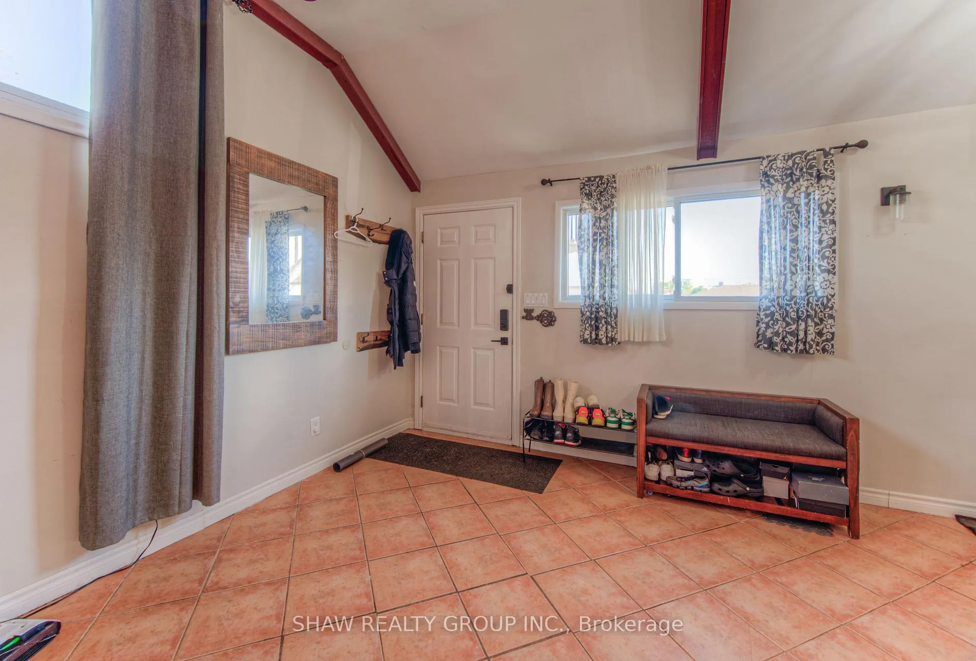 Photo 9 of 495 Melvin Avenue, Hamilton, McQuesten — HOMEH