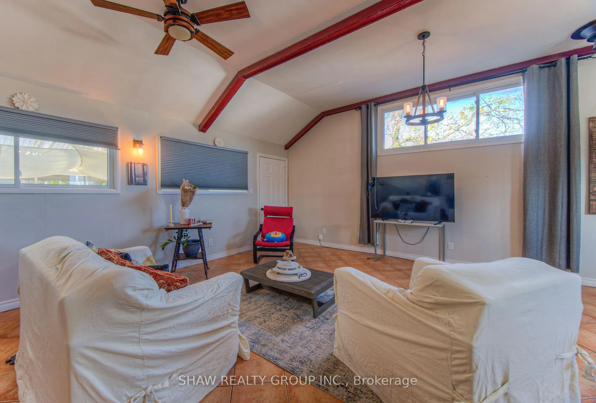 Photo 13 of 495 Melvin Avenue, Hamilton, McQuesten — HOMEH