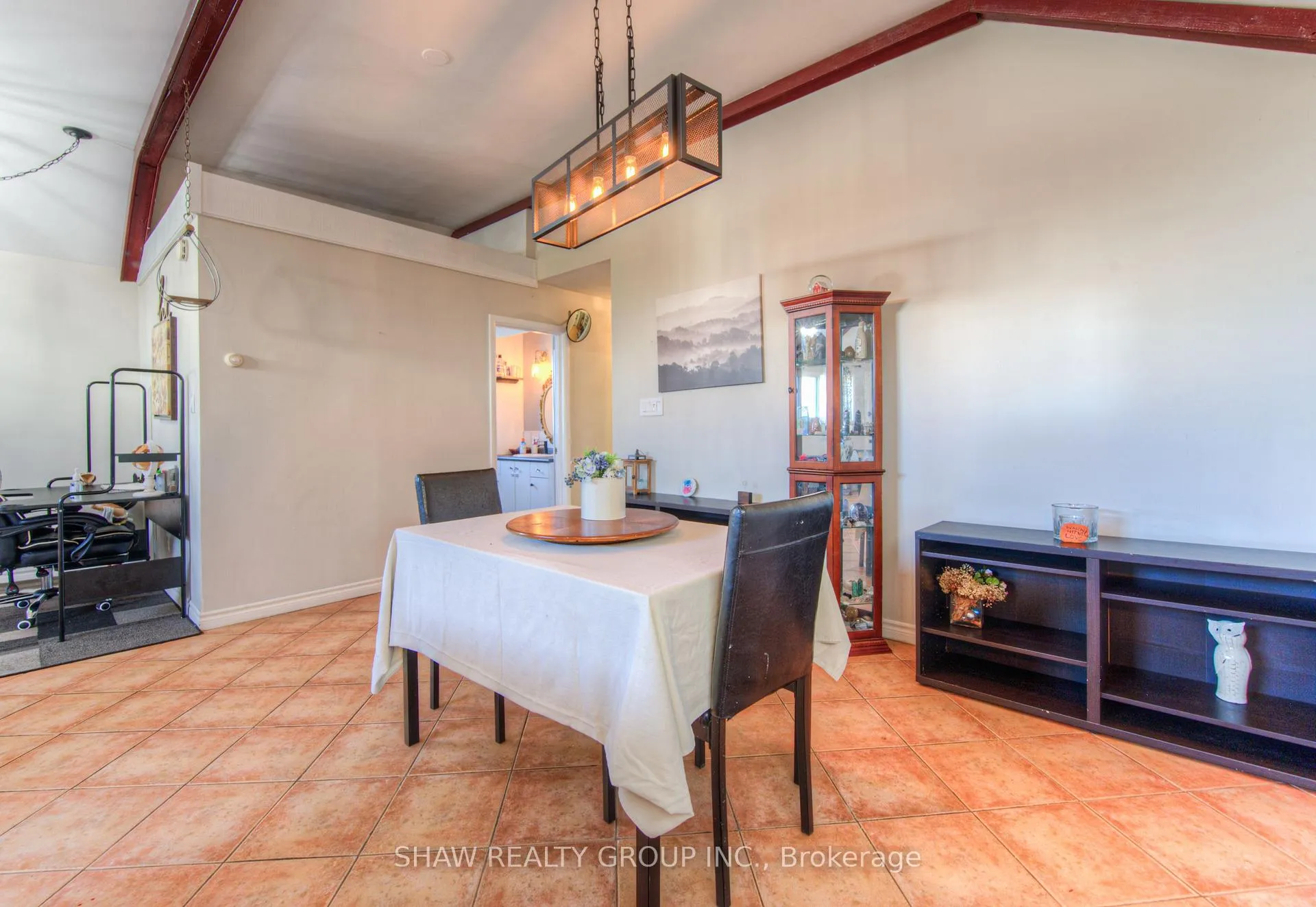 Photo 15 of 495 Melvin Avenue, Hamilton, McQuesten — HOMEH