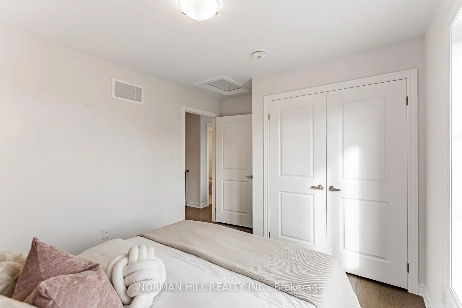Photo 16 of 282 Riverlands Avenue, Markham, Cornell — HOMEH