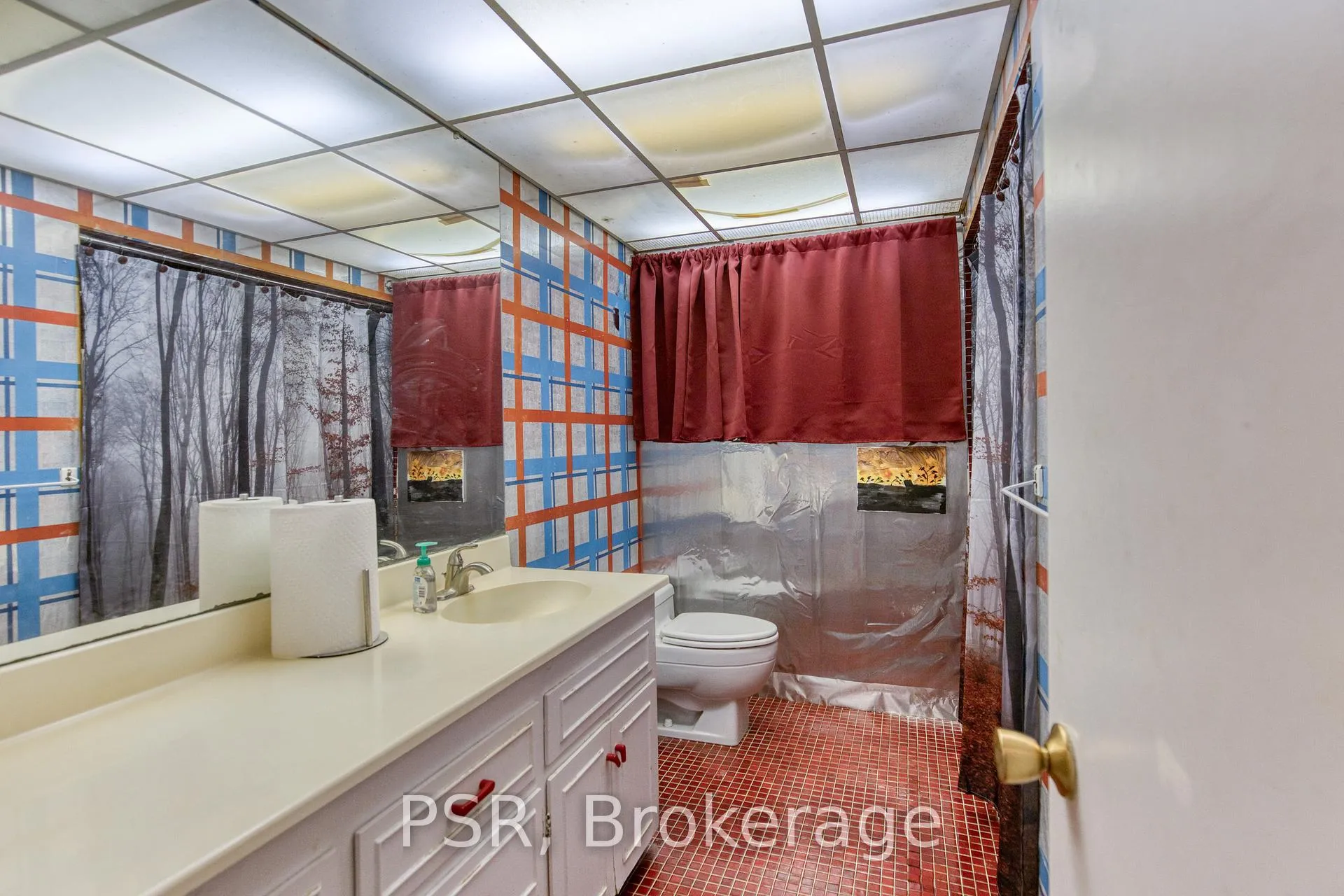 Photo 20 of 139 Shuh Avenue, Kitchener — HOMEH