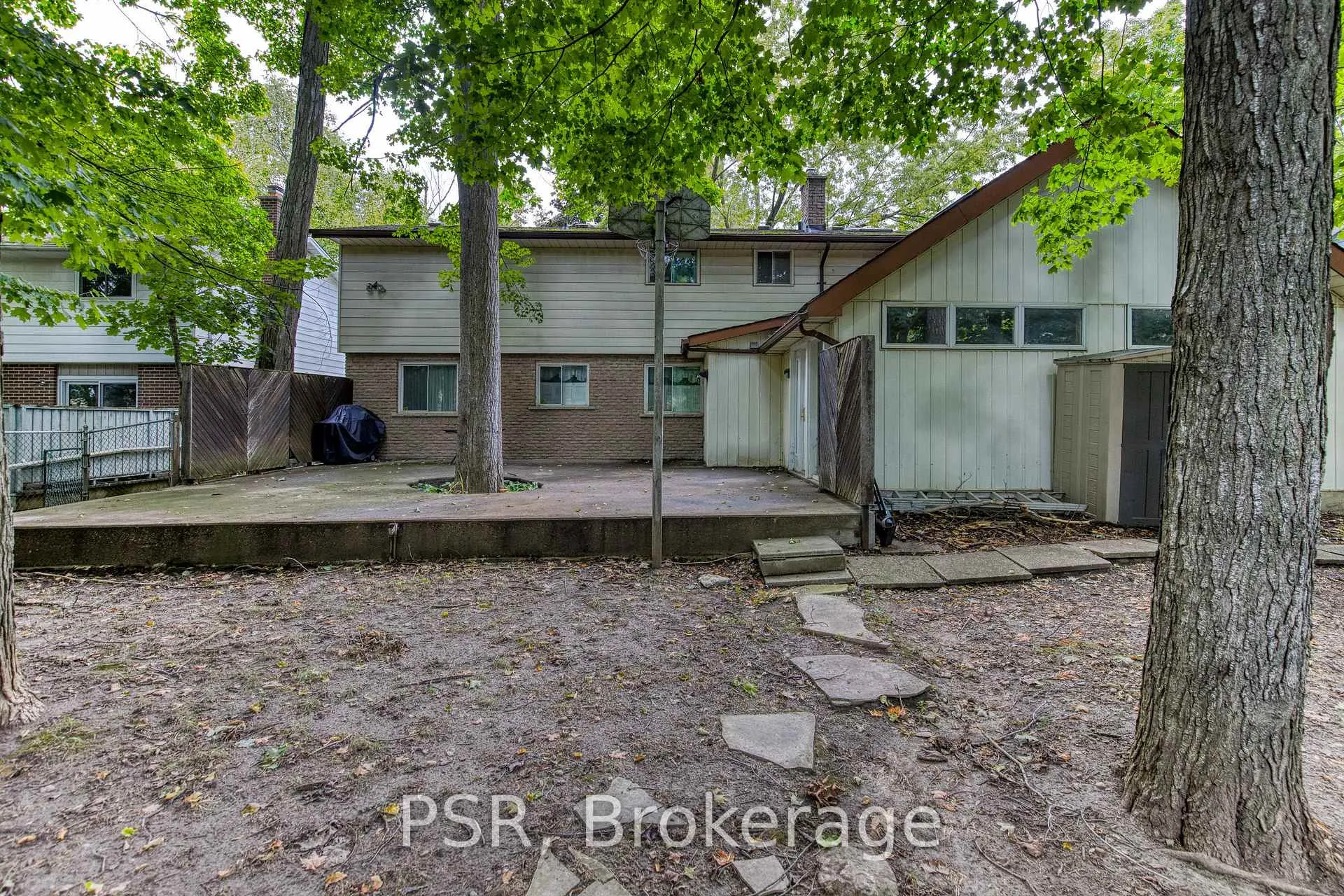Photo 34 of 139 Shuh Avenue, Kitchener — HOMEH
