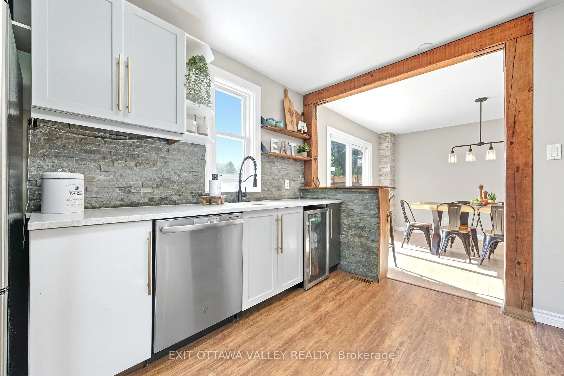 Photo 11 of 36 Thomas Street, Deep River — HOMEH