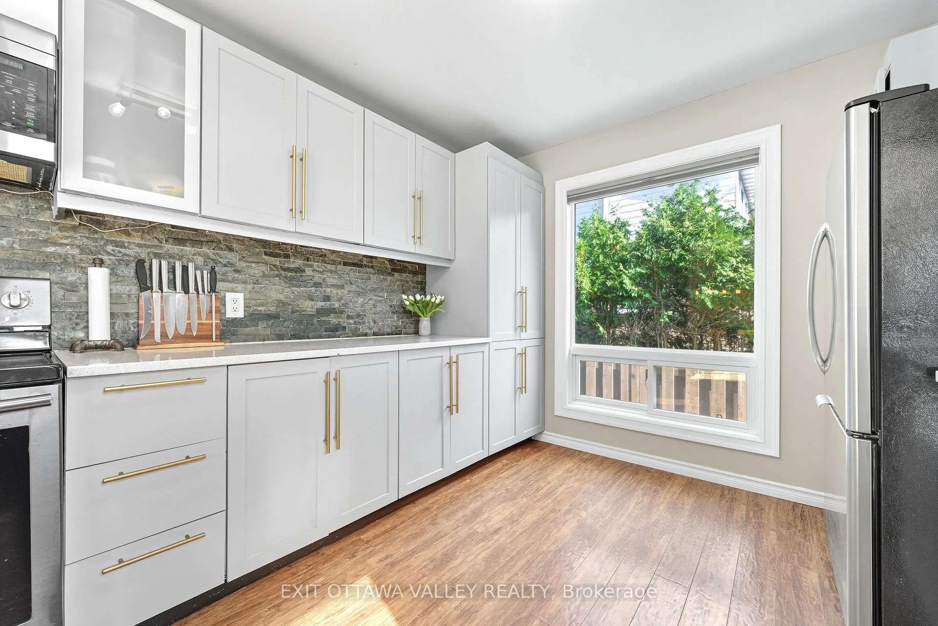 Photo 12 of 36 Thomas Street, Deep River — HOMEH