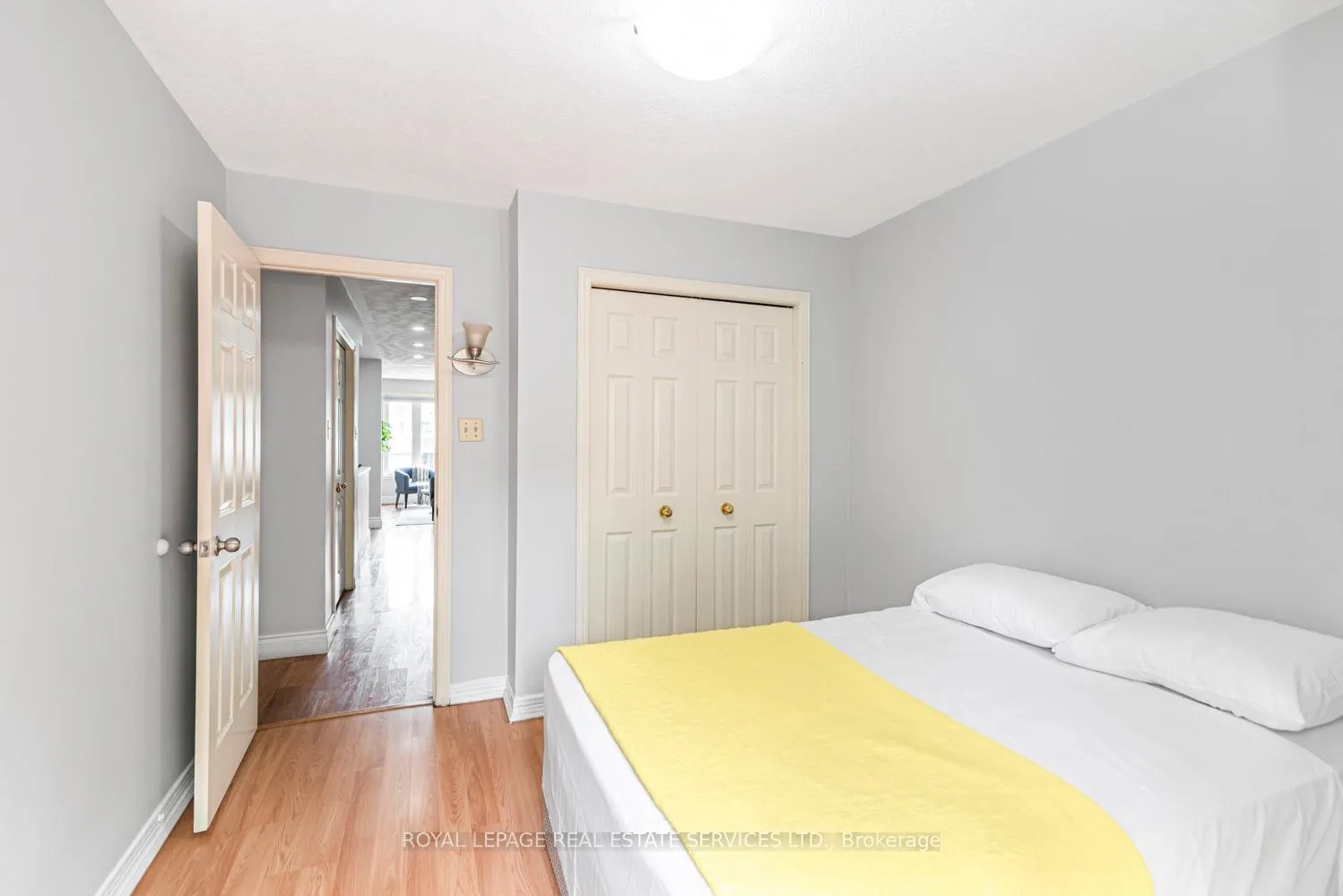 Photo 11 of 86 Old Huron Court, Kitchener — HOMEH