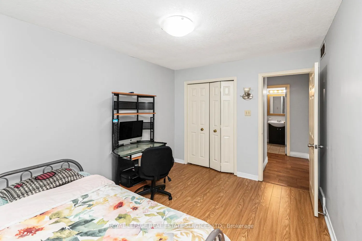 Photo 16 of 86 Old Huron Court, Kitchener — HOMEH