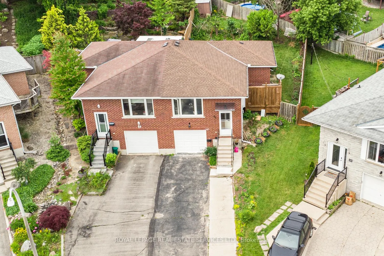 Photo 22 of 86 Old Huron Court, Kitchener — HOMEH