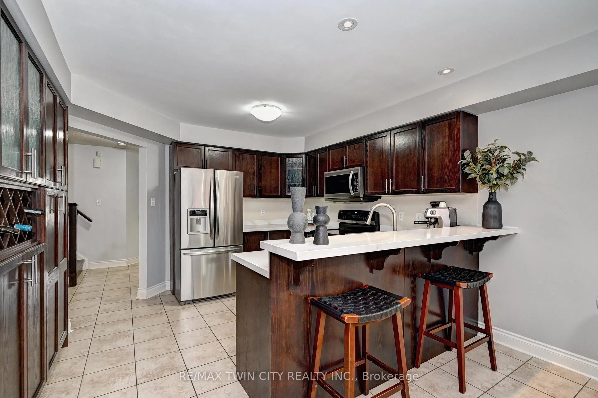 Photo 7 of 72 Helena Feasby Street, Kitchener, Larentian West — HOMEH