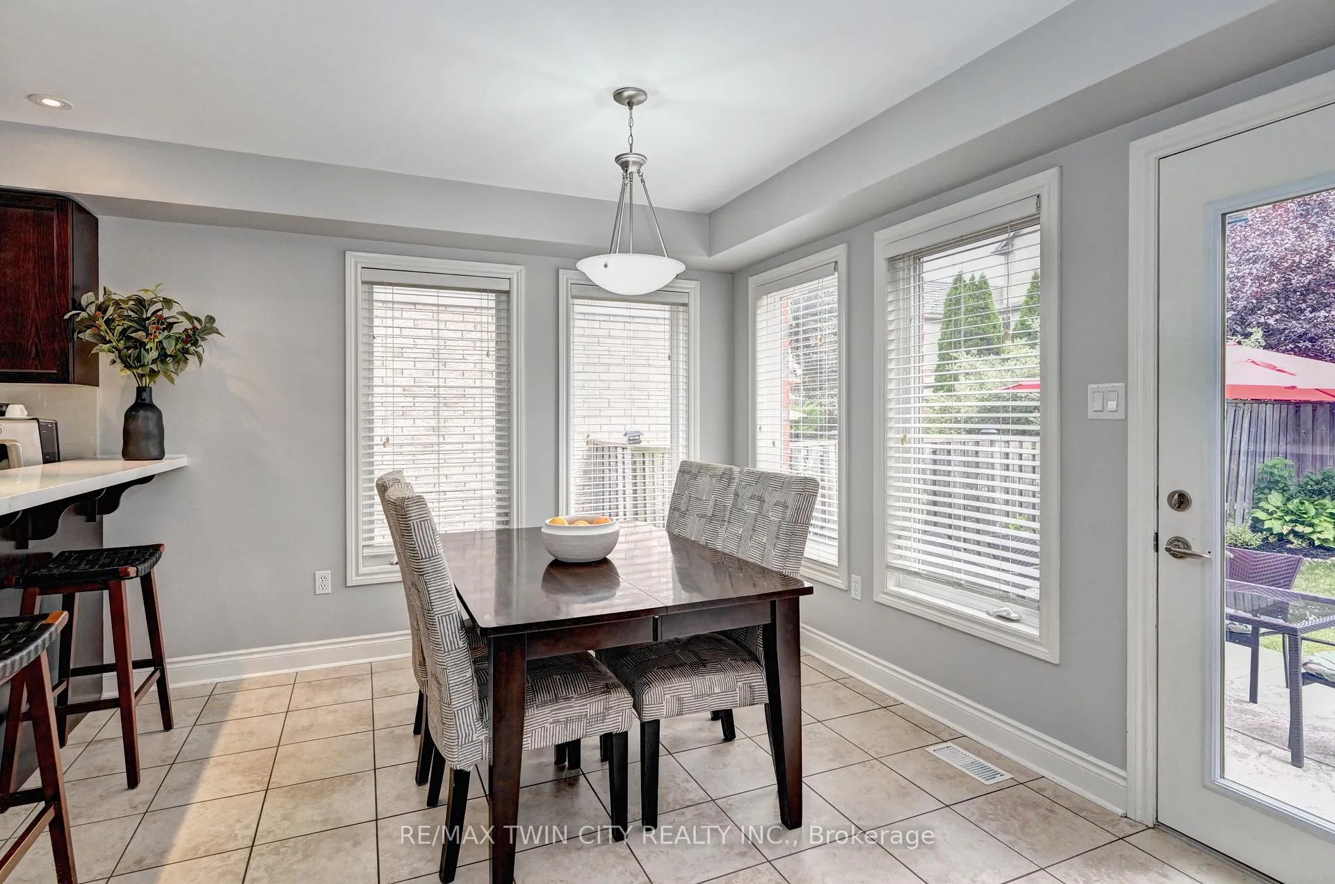 Photo 13 of 72 Helena Feasby Street, Kitchener, Larentian West — HOMEH
