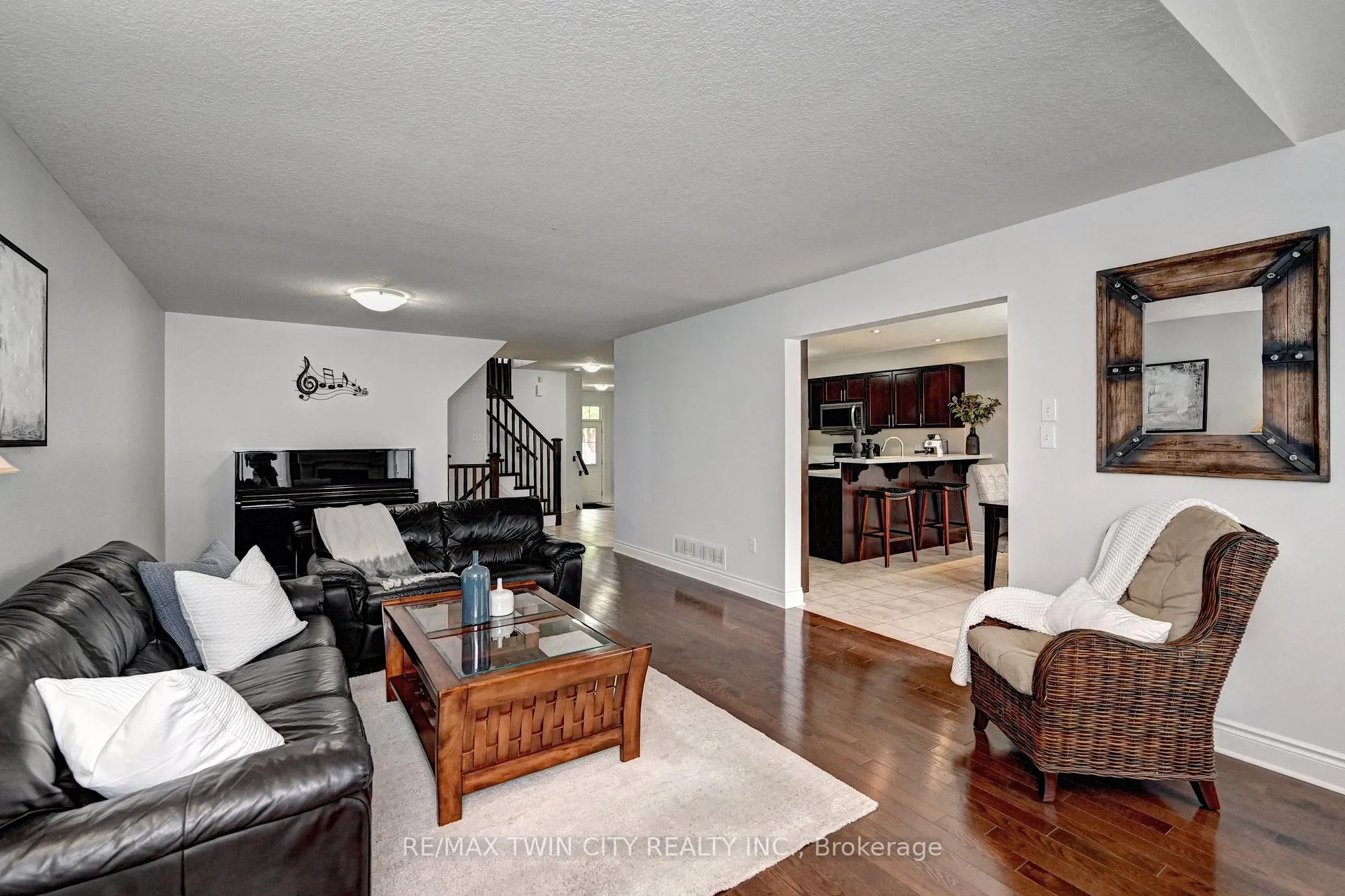 Photo 15 of 72 Helena Feasby Street, Kitchener, Larentian West — HOMEH