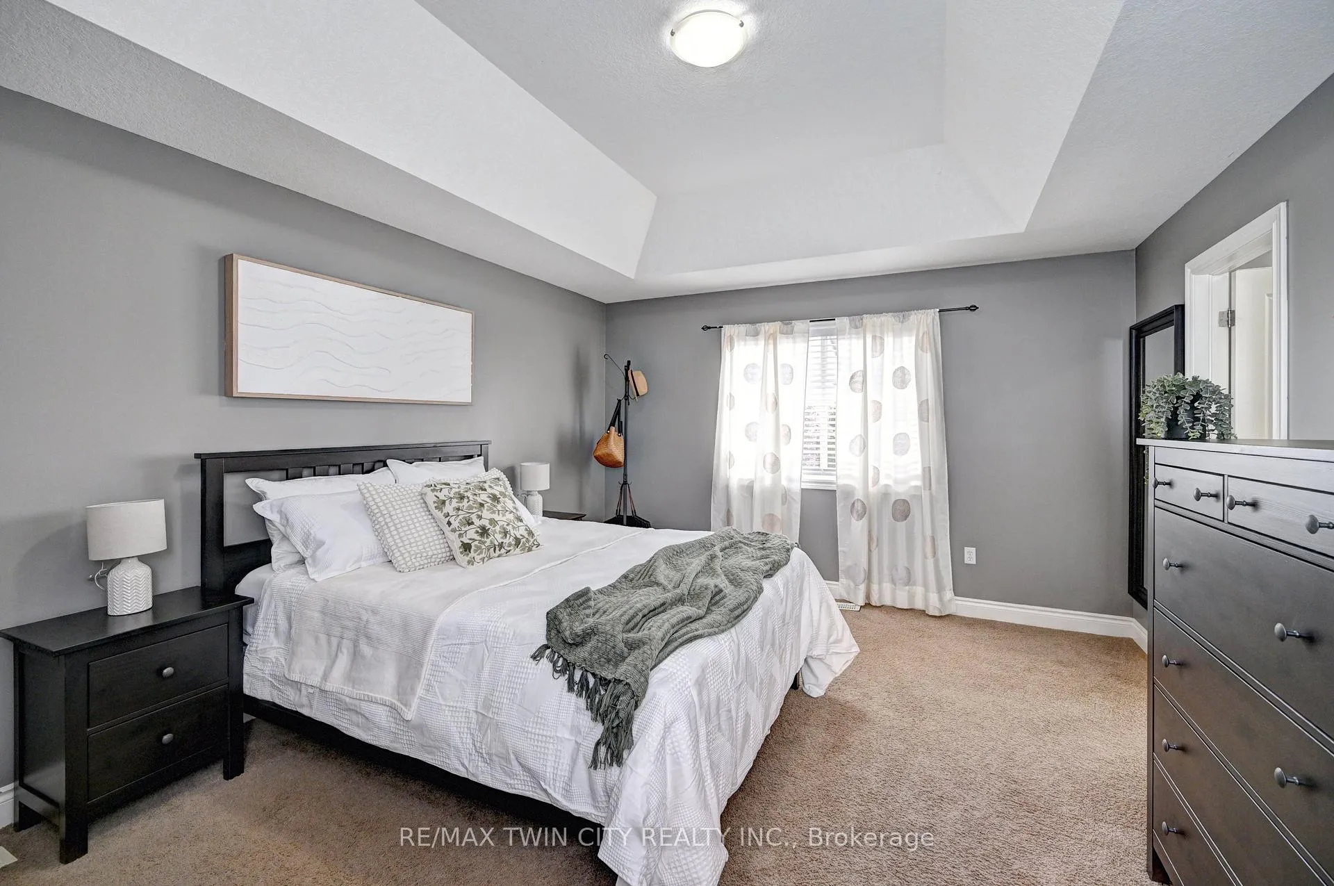 Photo 26 of 72 Helena Feasby Street, Kitchener, Larentian West — HOMEH